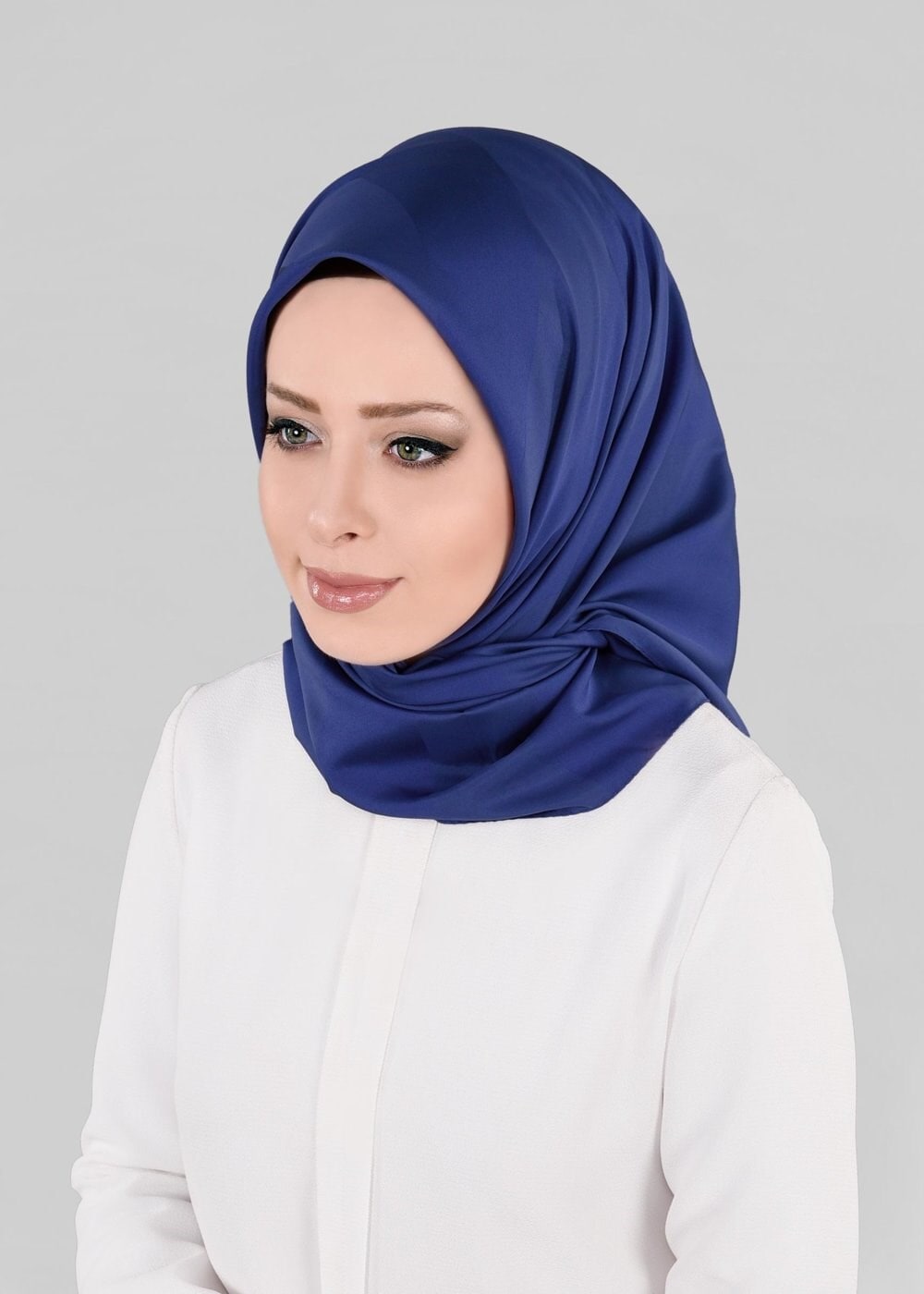 Tesettür giyim LACİVERT 9868 ALVİNA SATEN ÇİZGİLİ SATEN EŞARP