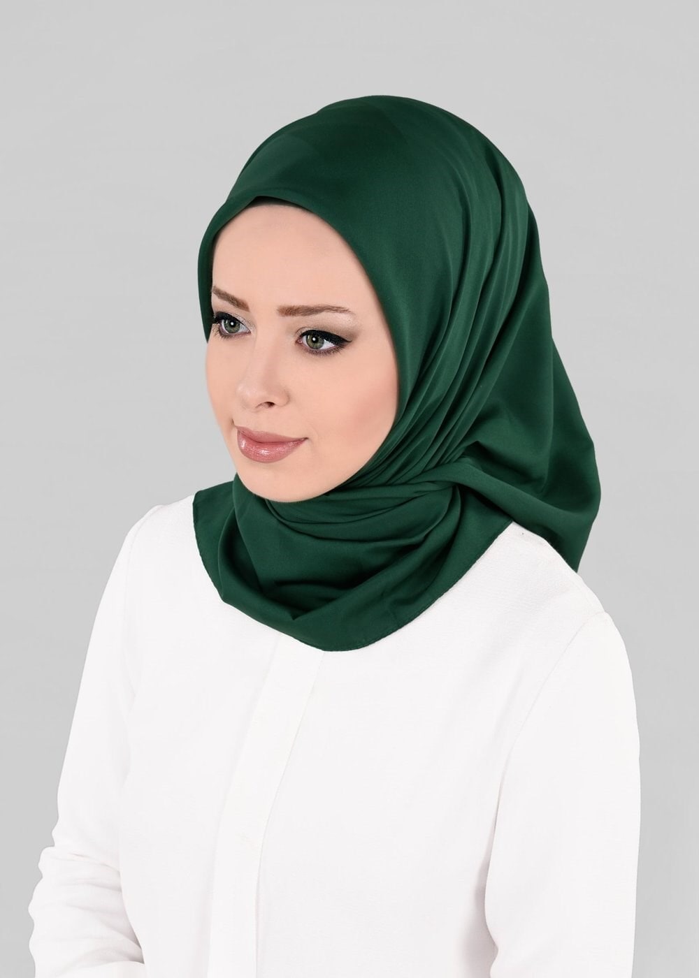 Tesettür giyim YEŞİL 9868 ALVİNA SATEN ÇİZGİLİ SATEN EŞARP