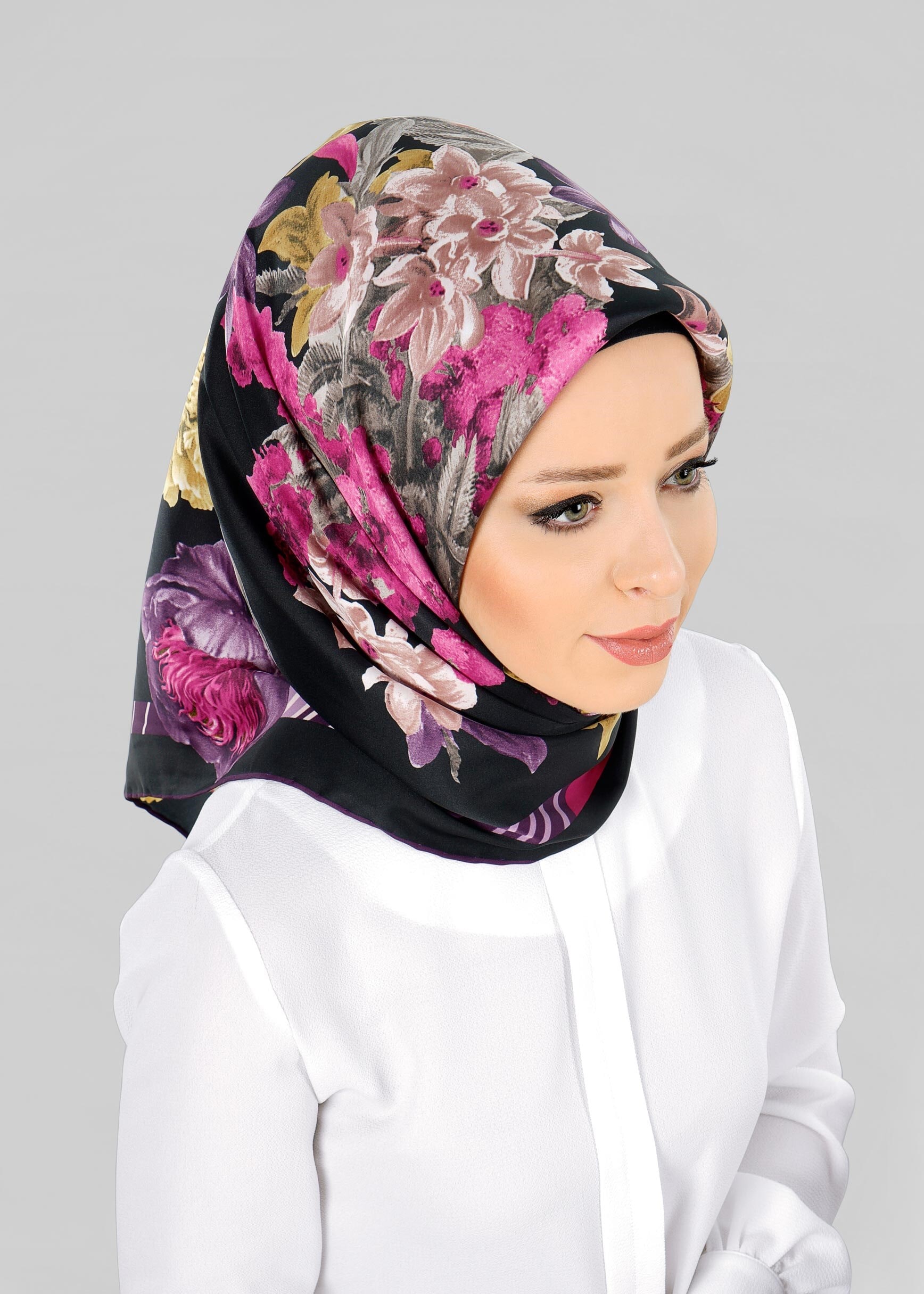 Tesettür giyim SİYAH 12800-1 ALVİNA DESENLİ EŞARP