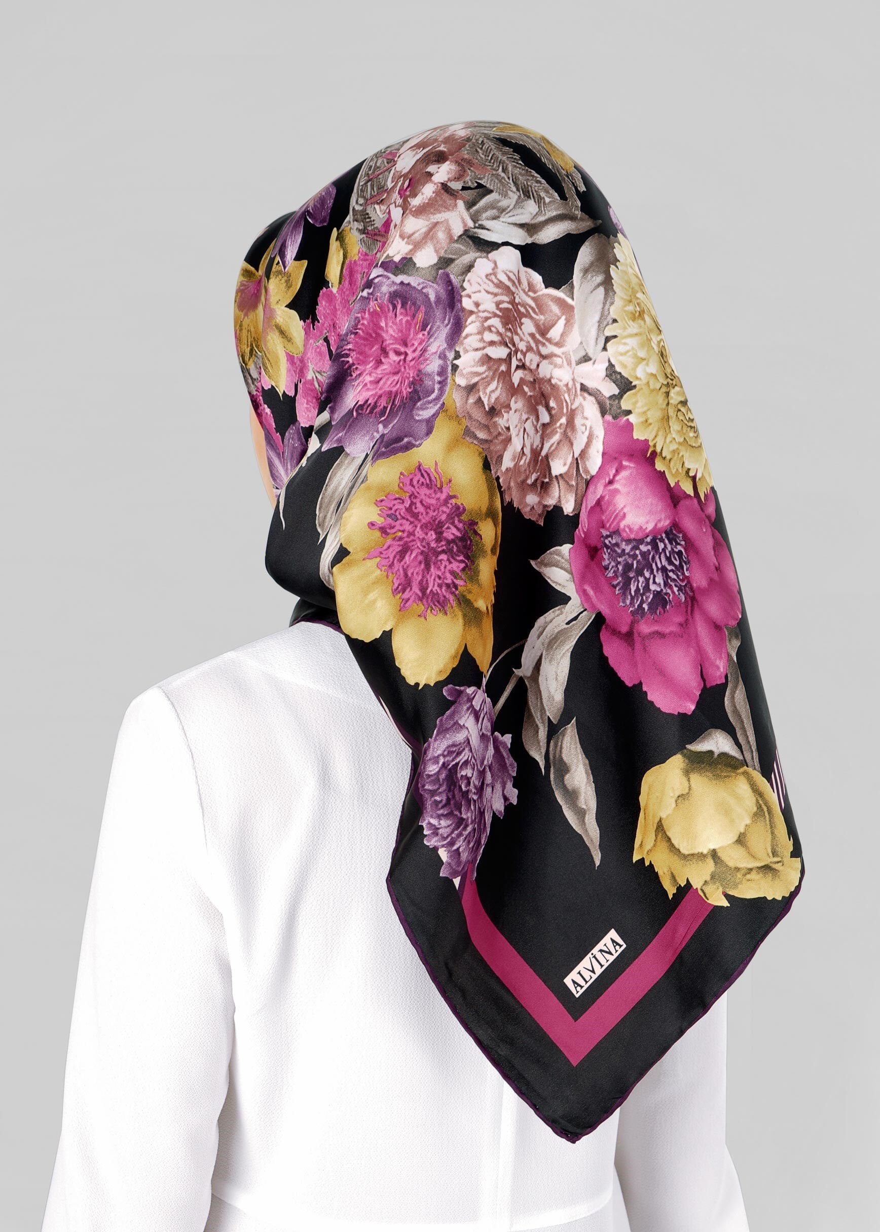 Tesettür giyim SİYAH 12800-1 ALVİNA DESENLİ EŞARP