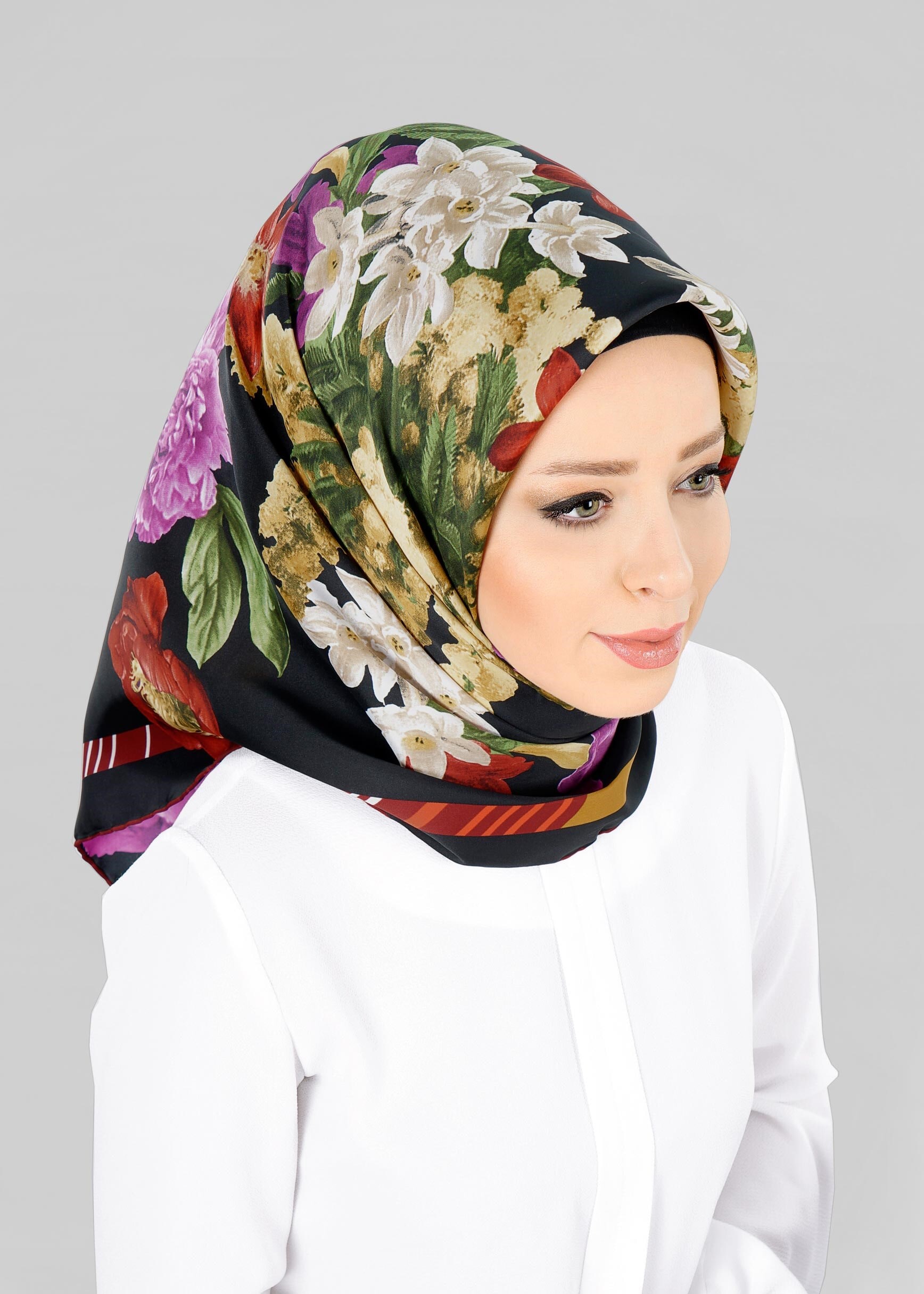 Tesettür giyim SİYAH 12800-1 ALVİNA DESENLİ EŞARP