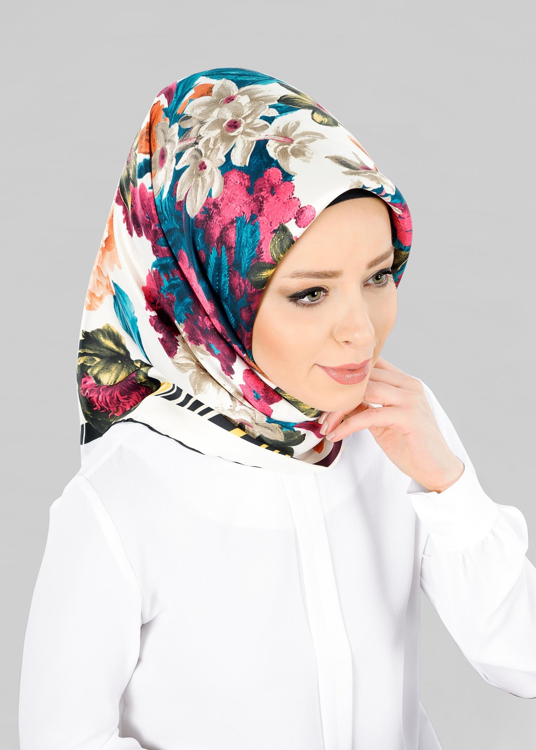 Tesettür giyim BEJ 12800-1 ALVİNA DESENLİ EŞARP