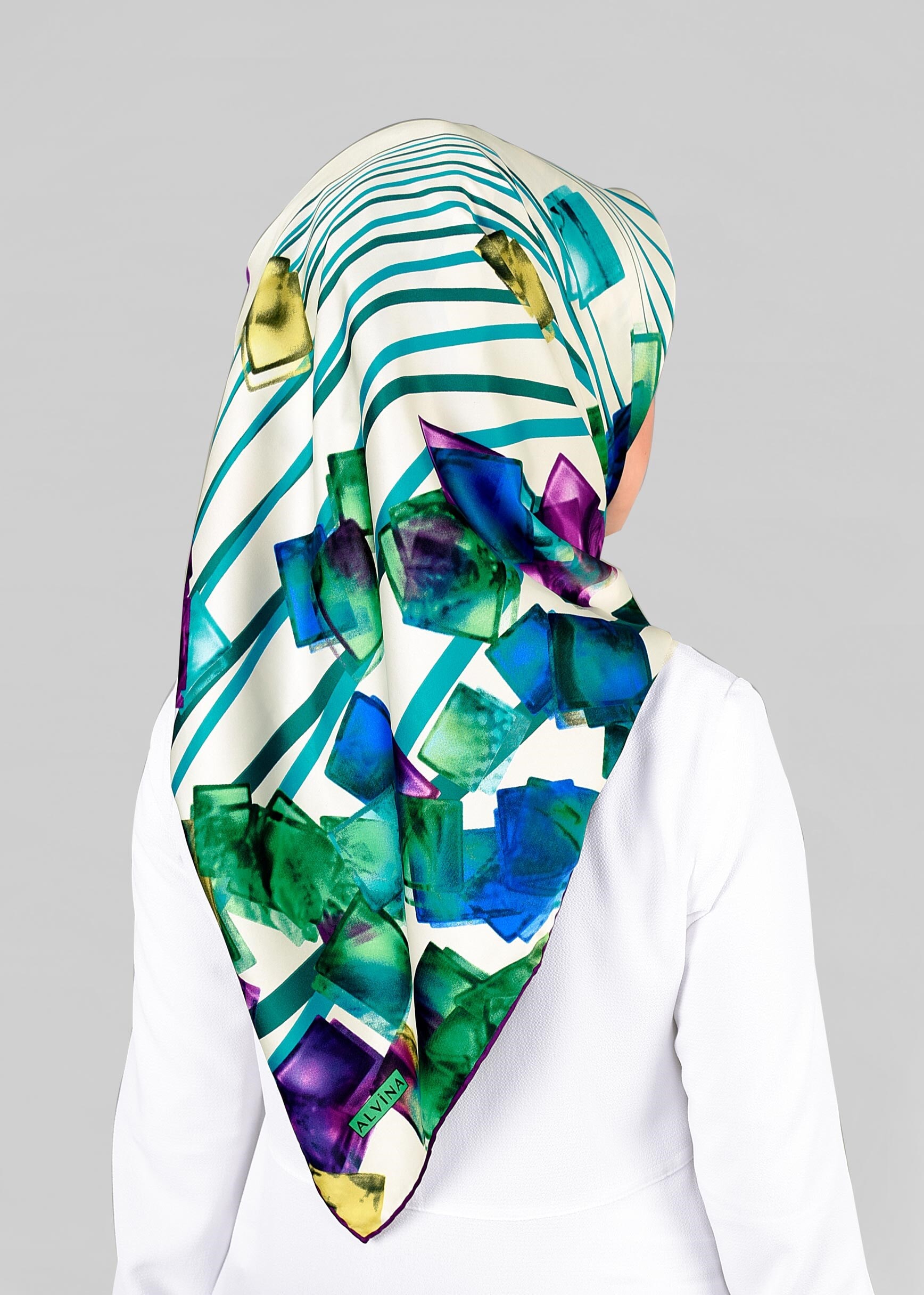 Tesettür giyim BEJ 12842-01 ALVİNA DESENLİ EŞARP