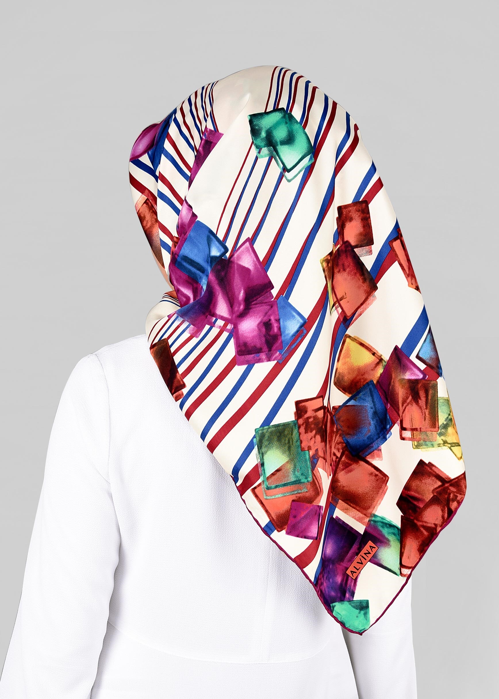 Tesettür giyim BEJ 12842-01 ALVİNA DESENLİ EŞARP