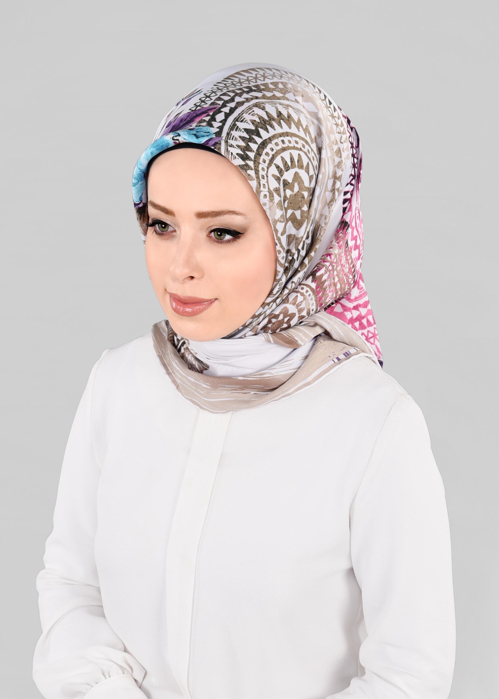 Tesettür giyim BEJ 12844-01 ALVİNA DESENLİ EŞARP