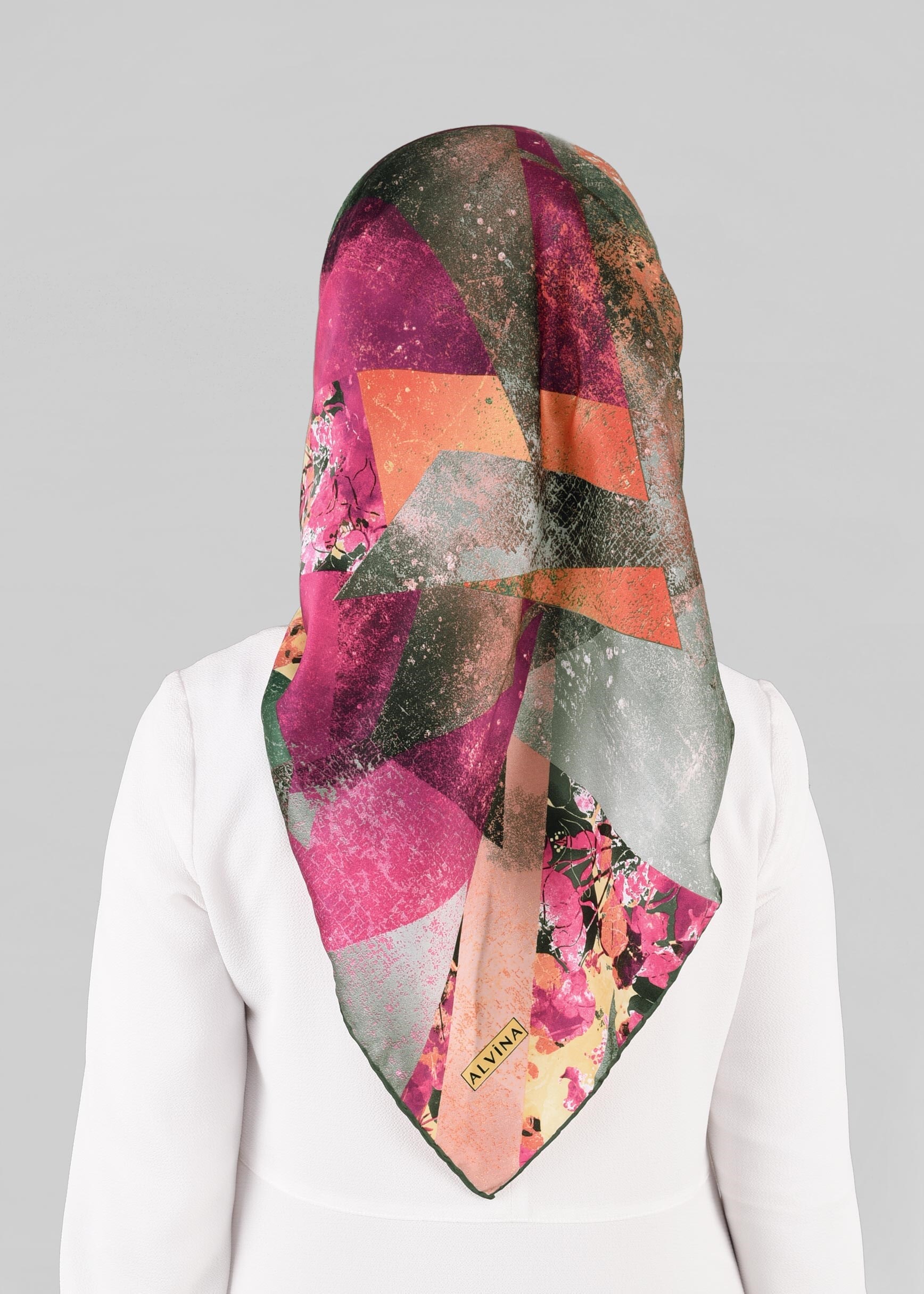 Tesettür giyim FUŞYA 12845-01 ALVİNA DESENLİ EŞARP