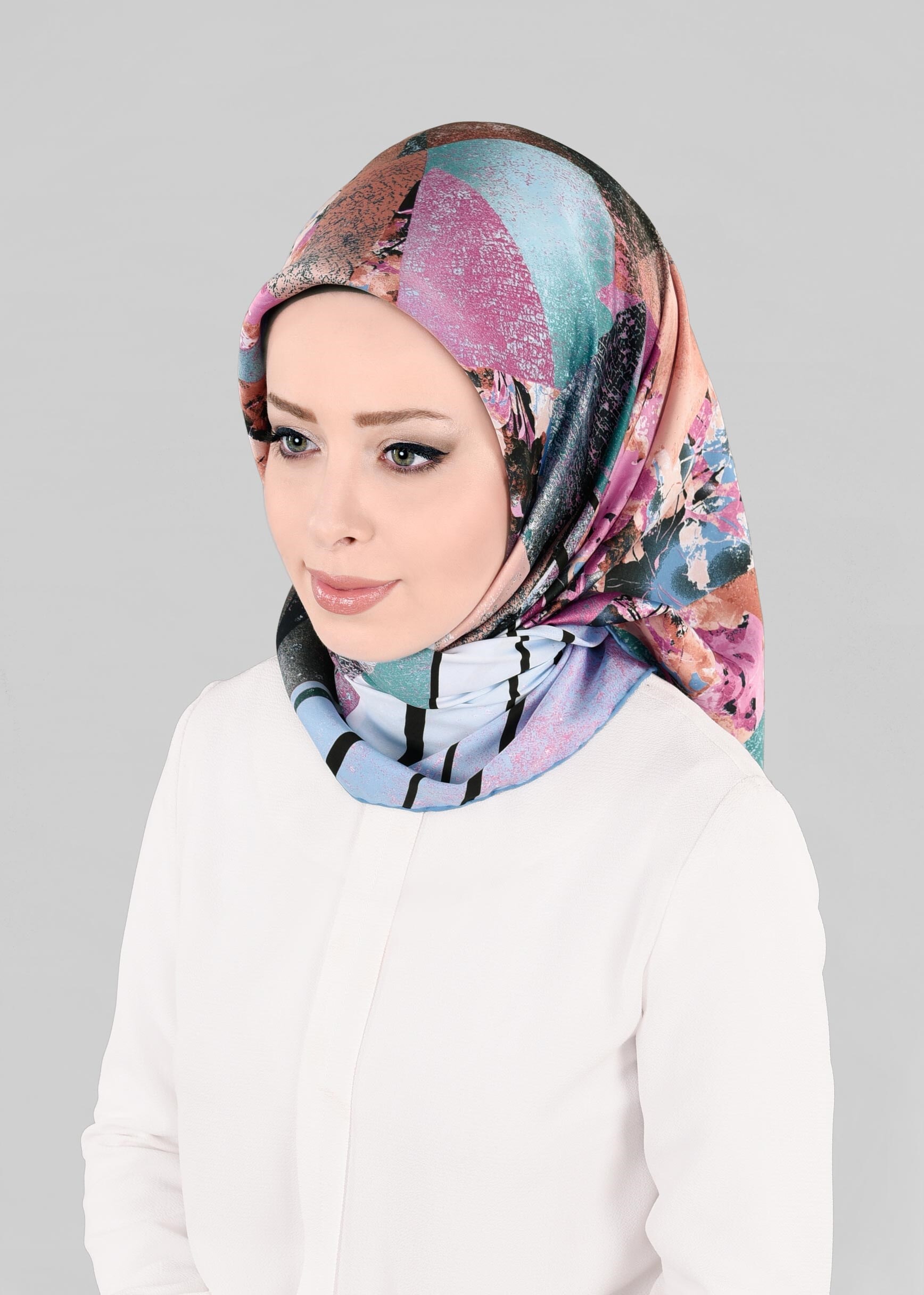 Tesettür giyim MAVİ 12845-01 ALVİNA DESENLİ EŞARP