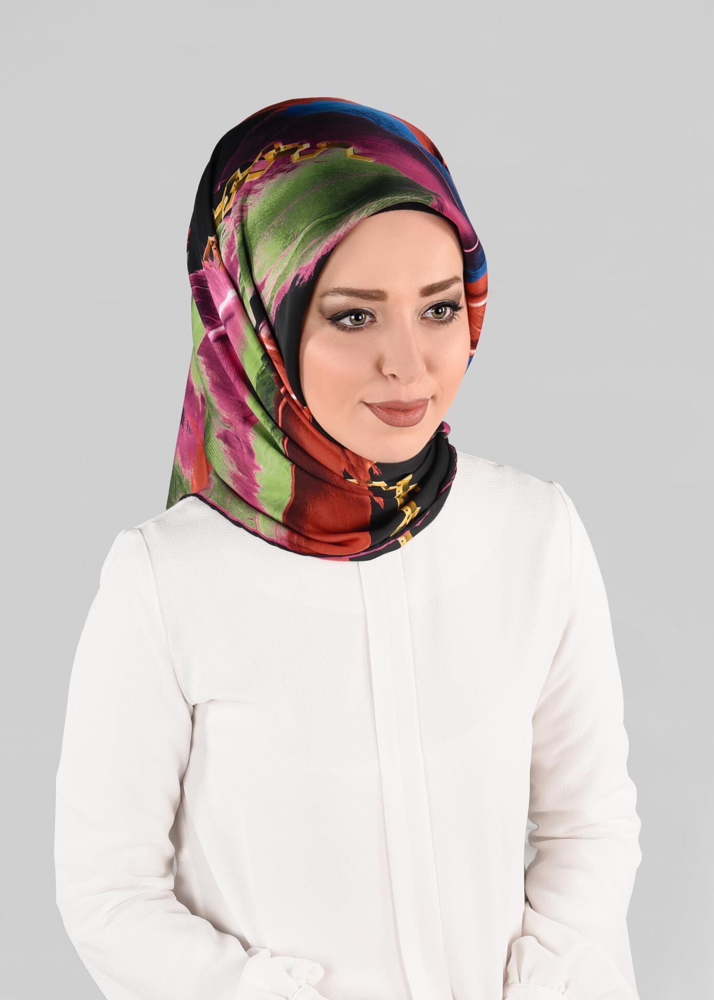 Tesettür giyim SİYAH 13275-1  ALVİNA DESENLİ EŞARP