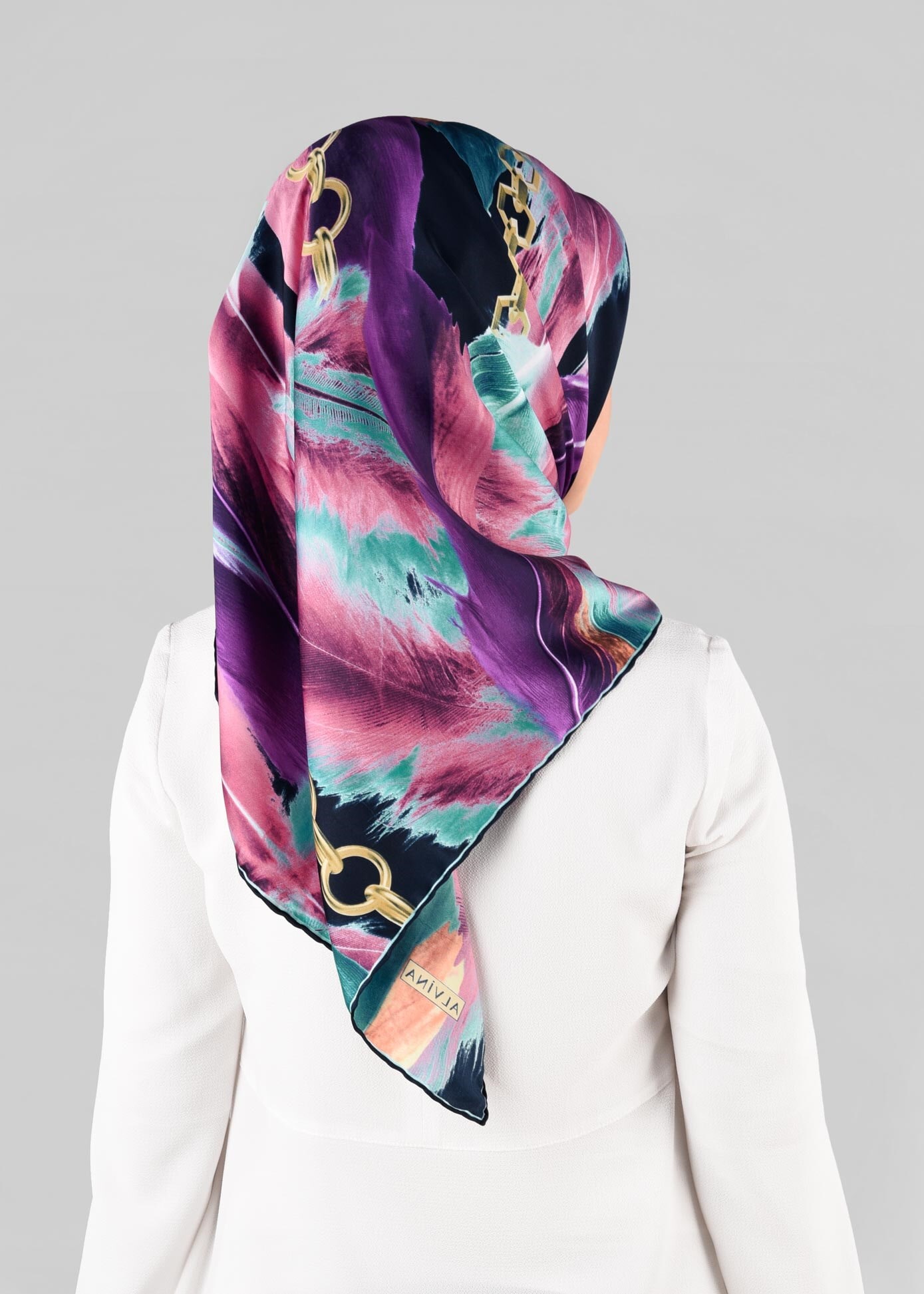 Tesettür giyim LACİVERT 13275-1  ALVİNA DESENLİ EŞARP