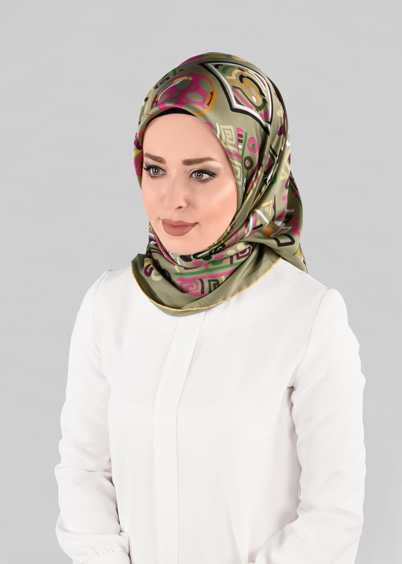 Tesettür giyim HAKİ 13278-1  ALVİNA DESENLİ EŞARP