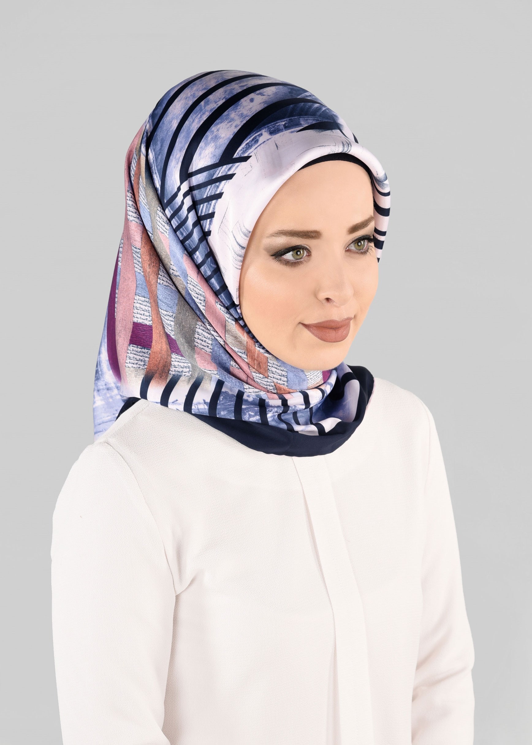 Tesettür giyim LACİVERT 13279-1  ALVİNA DESENLİ EŞARP