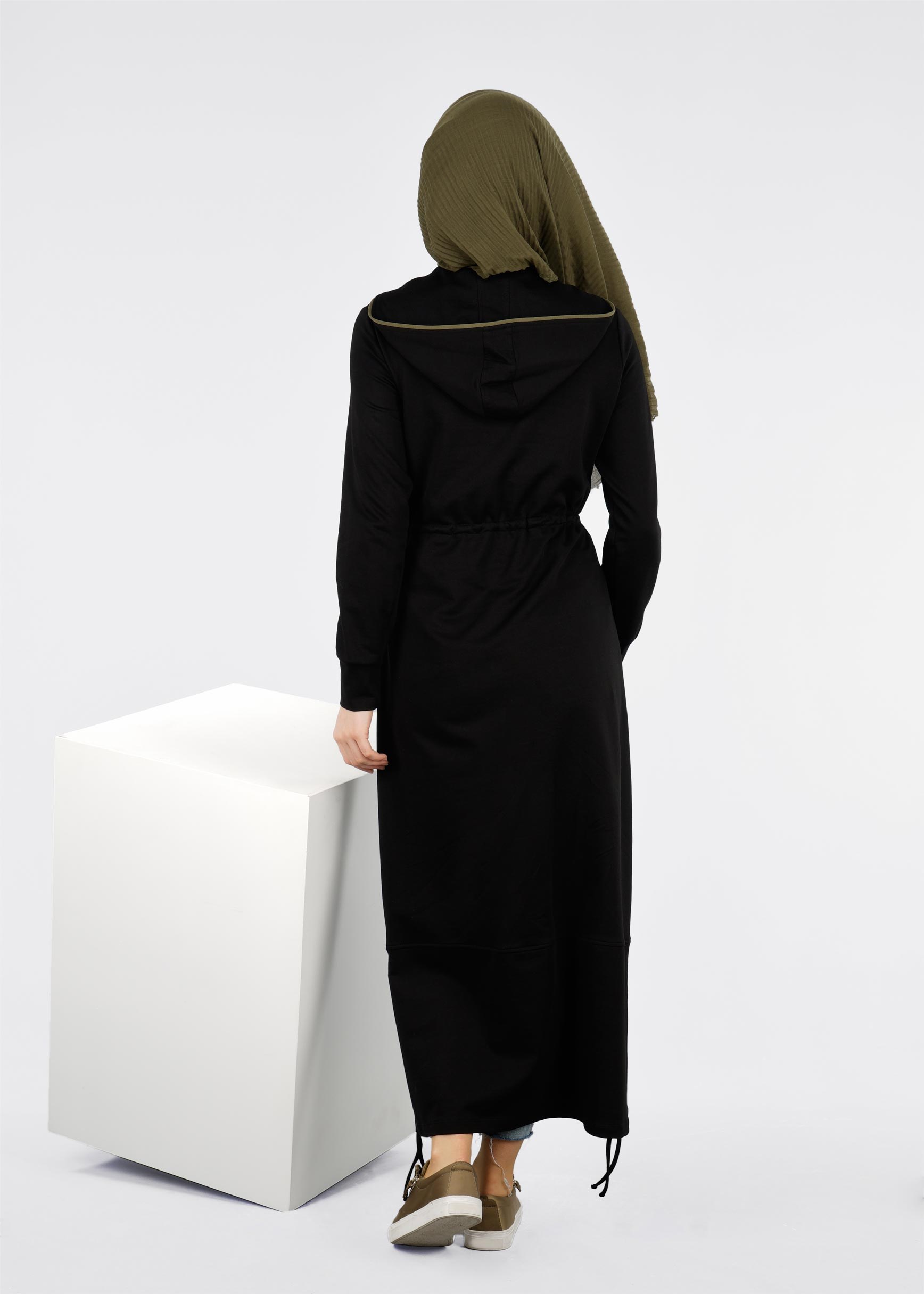 Tesettür giyim SİYAH 4167 HİLDA TESETTÜR EŞOFMAN ELBİSE 36/44