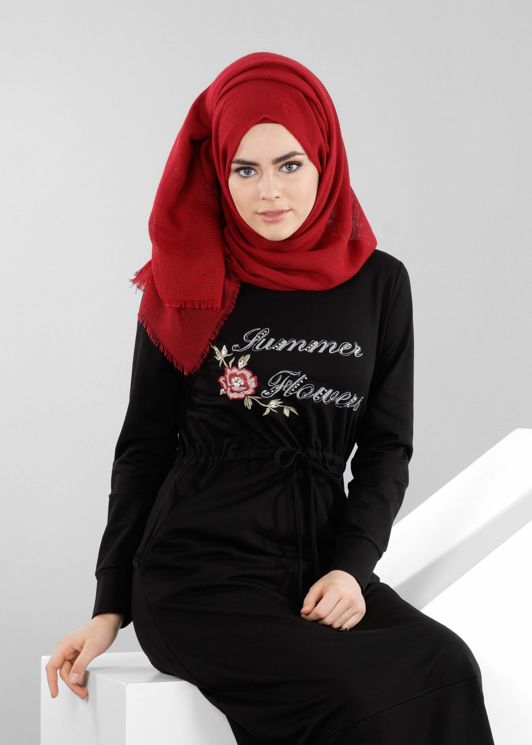 Tesettür giyim SİYAH 4207 HİLDA TESETTÜR EŞOFMAN ELBİSE 36/42