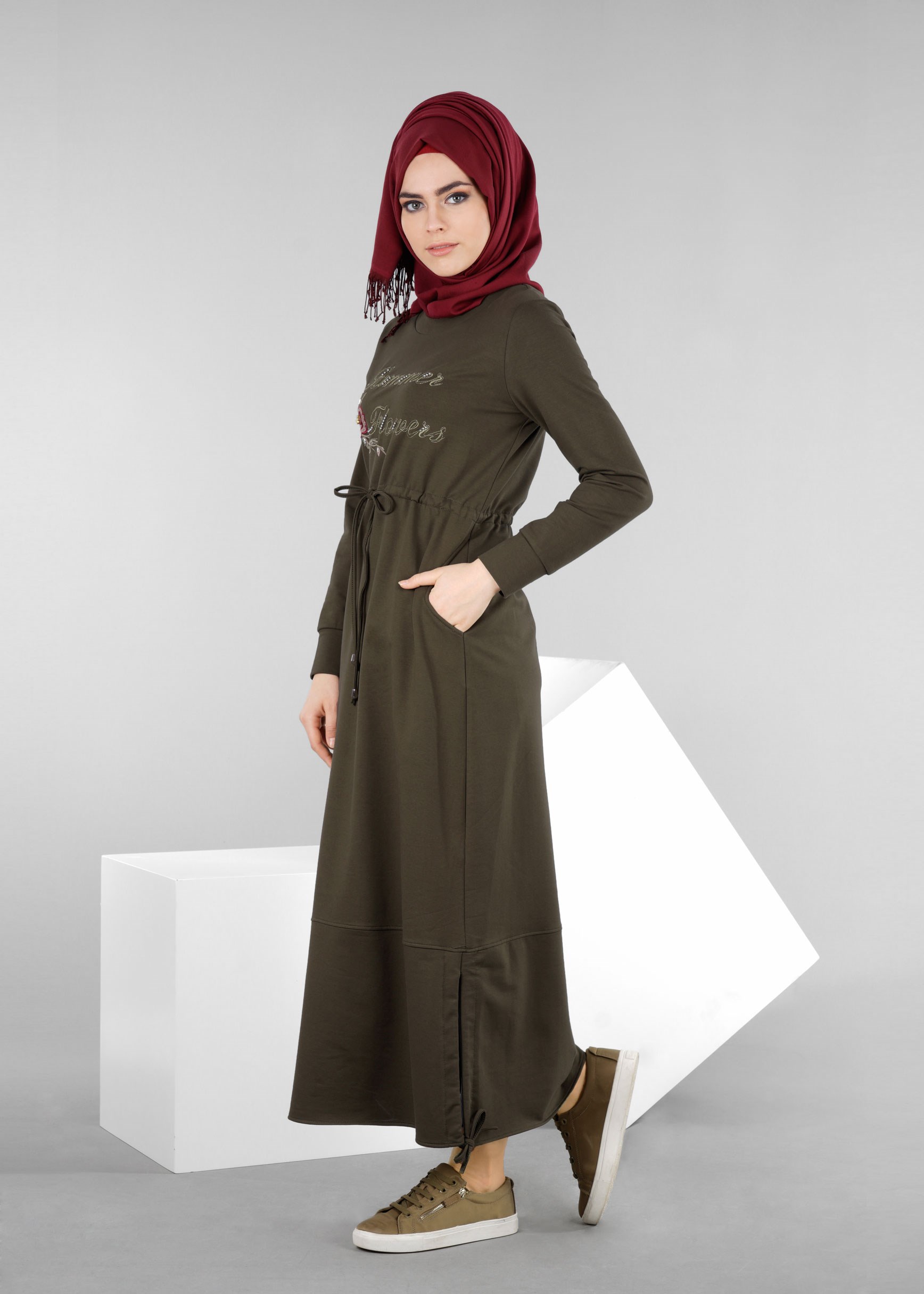 Tesettür giyim HAKİ 4207 HİLDA TESETTÜR EŞOFMAN ELBİSE 36/42