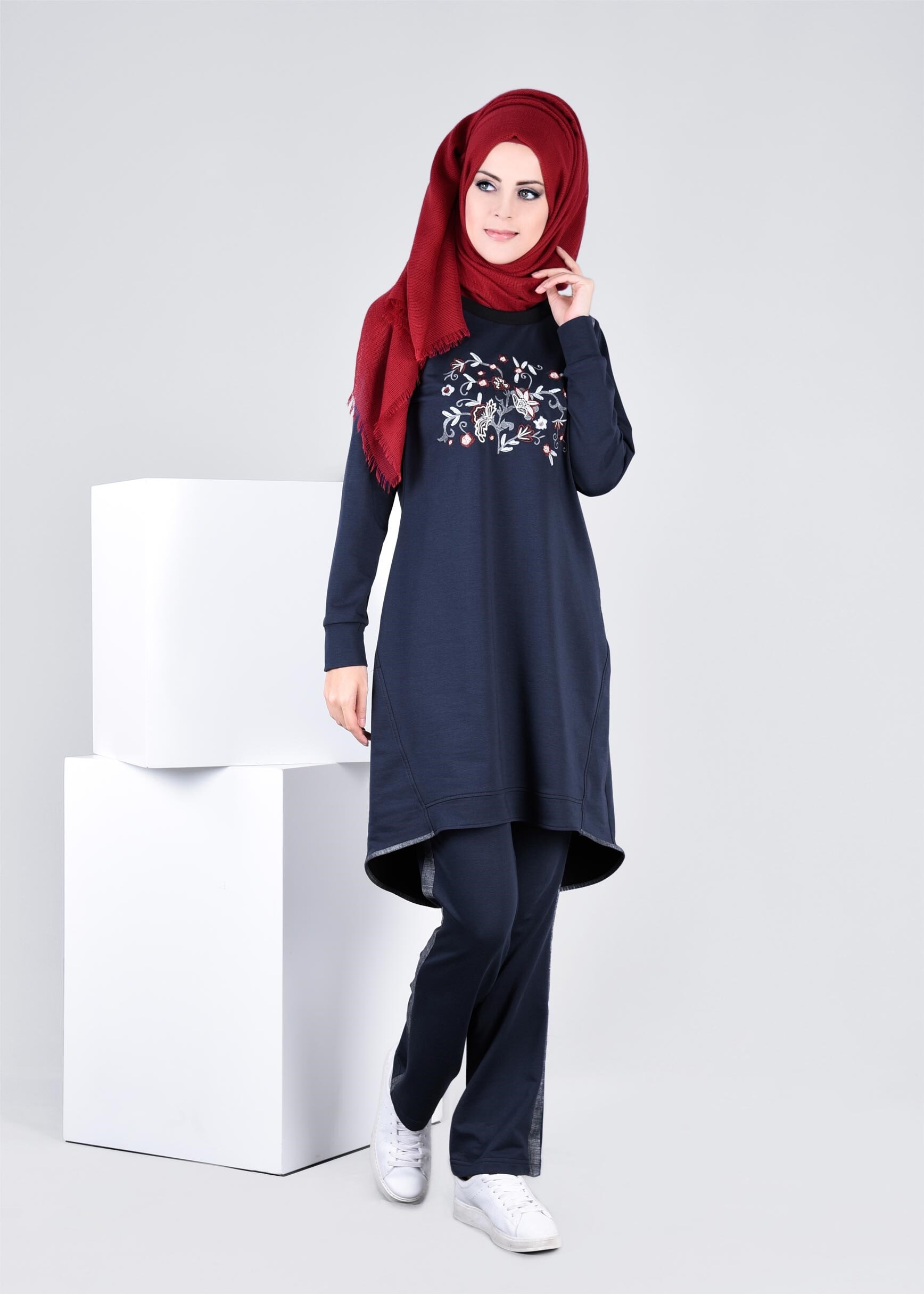 Tesettür giyim LACİVERT 4362 HİLDA 2&prime;Lİ EŞOFMAN TAKIM 38/44 TEK40