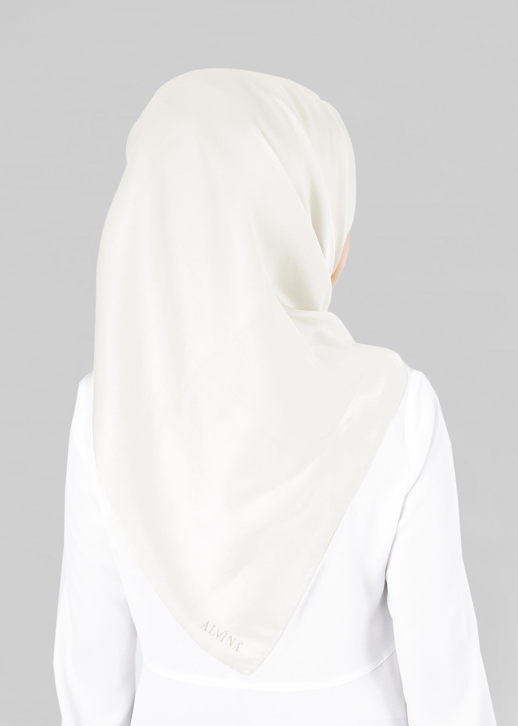 Tesettür giyim BEYAZ ALVİNA EŞARP 9606