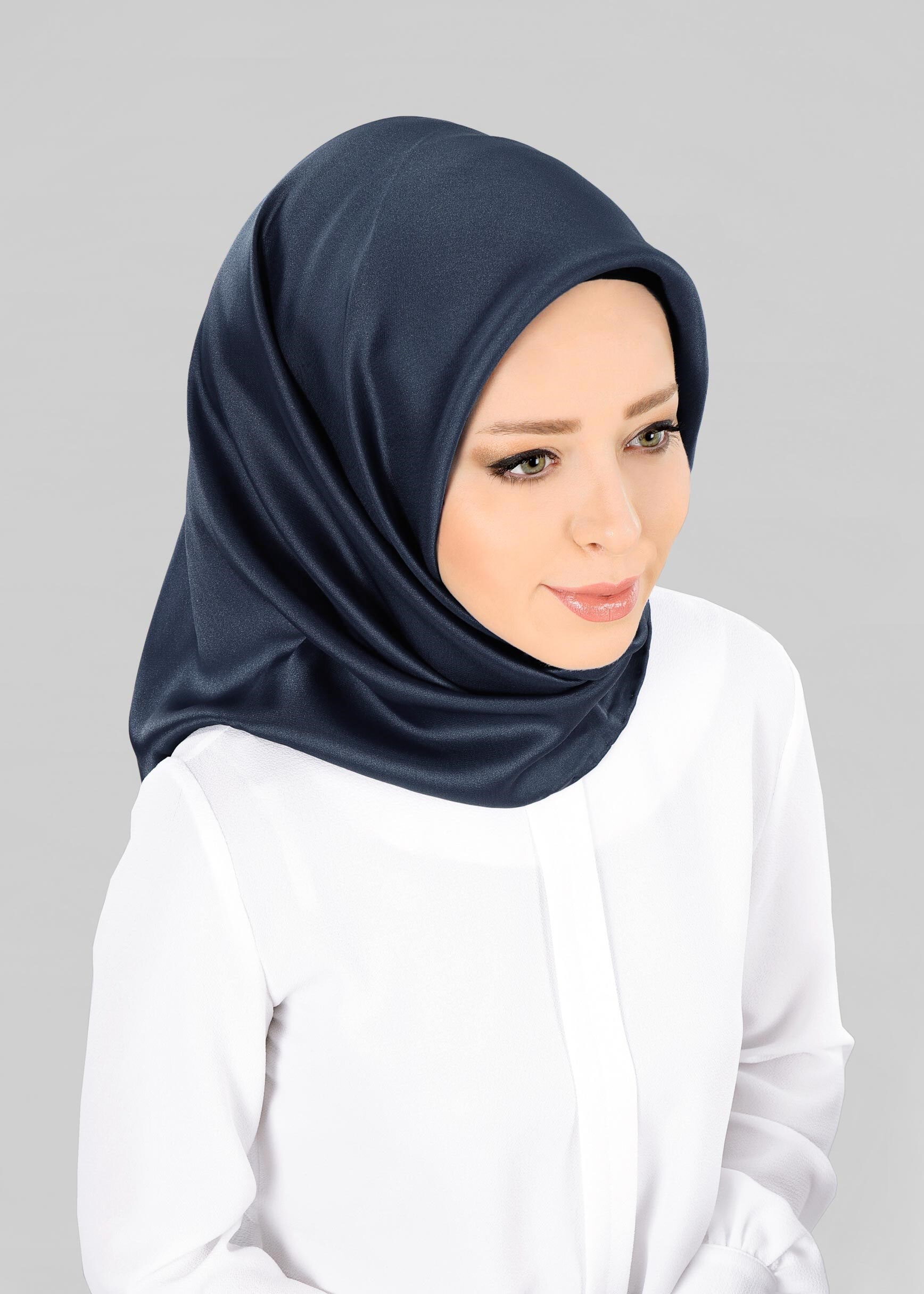 Tesettür giyim LACİVERT ALVİNA EŞARP 9606