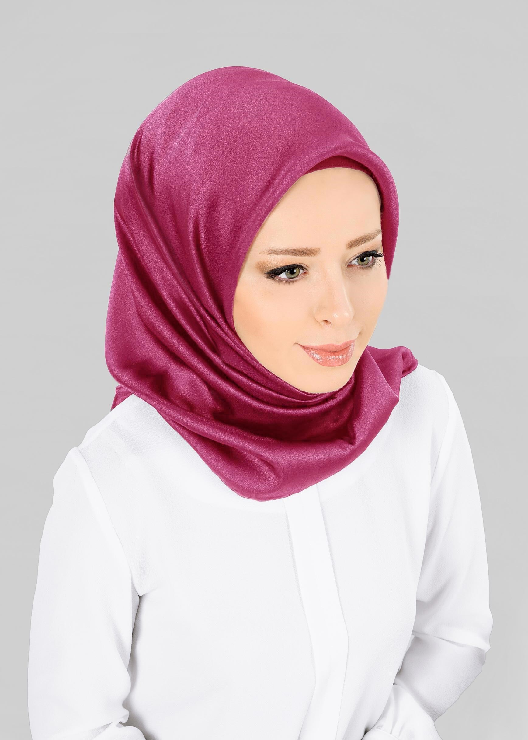 Tesettür giyim FUŞYA ALVİNA EŞARP 9606