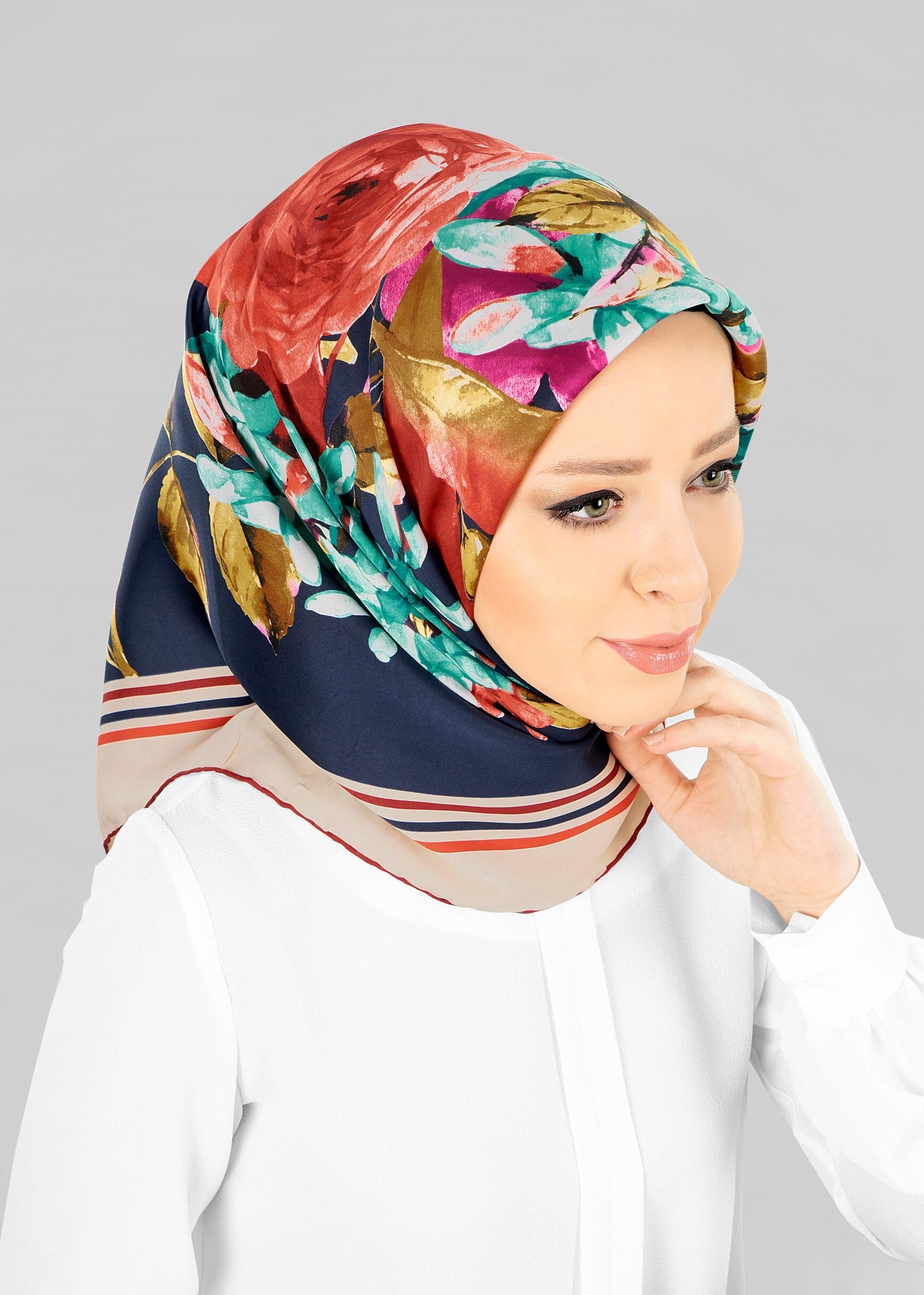 Tesettür giyim GRİ 12778 ALVİNA DESENLİ EŞARP