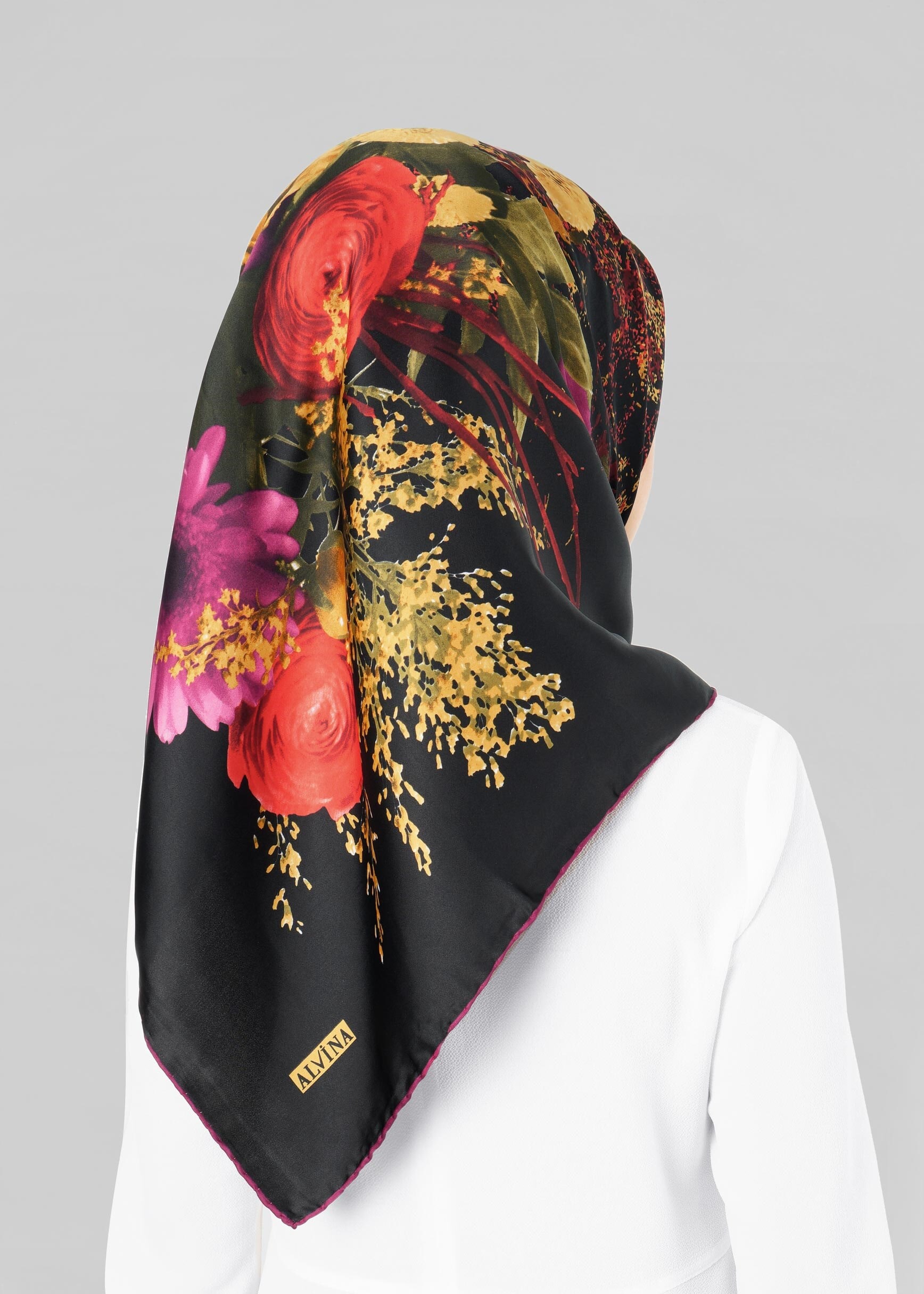 Tesettür giyim SİYAH 12779 ALVİNA DESENLİ EŞARP