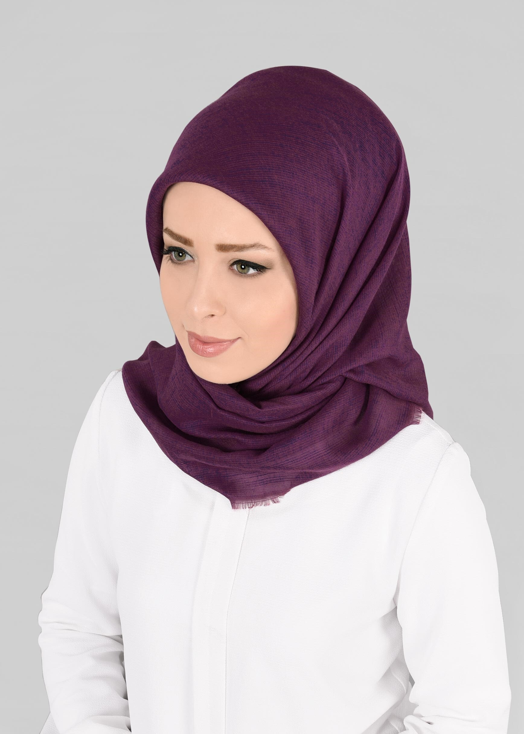 Hijab clothing FUCHSIA 9852-1 ALVİNA PAMUKLU PÜSKÜLLÜ EŞARP(NRL)