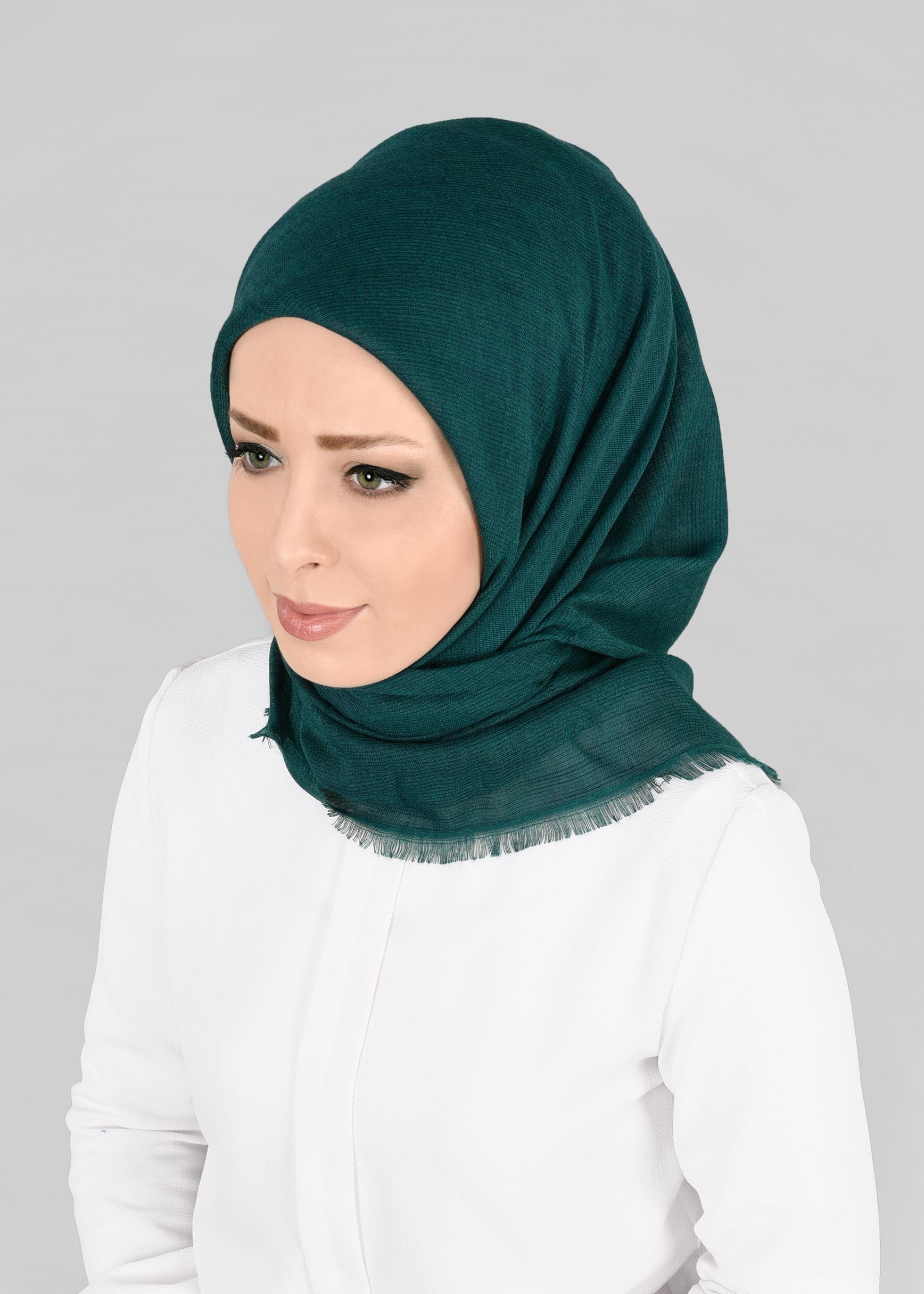 Tesettür giyim MAVİ 9852-1 ALVİNA PAMUKLU PÜSKÜLLÜ EŞARP(NRL)