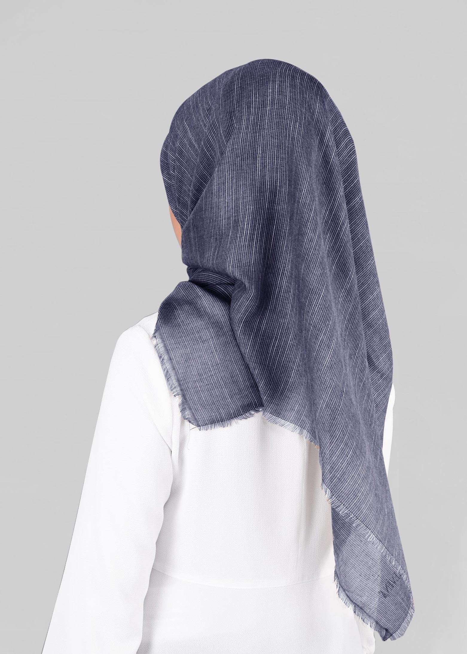 Vêtements hijab BLEU MARINE 9852-1 ALVİNA PAMUKLU PÜSKÜLLÜ EŞARP(NRL)