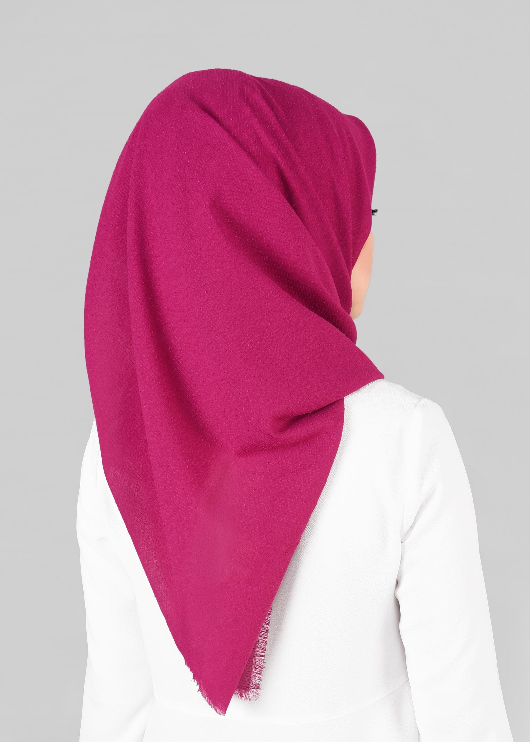 Vêtements hijab FUCHSIA 9853-1 ALVİNA BUKLE PÜSKÜLLÜ EŞARP