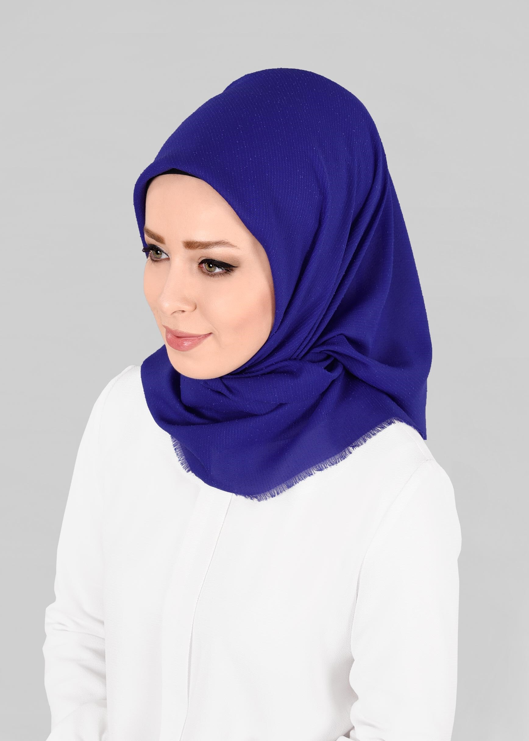 Vêtements hijab BLEU MARINE 9853-1 ALVİNA BUKLE PÜSKÜLLÜ EŞARP