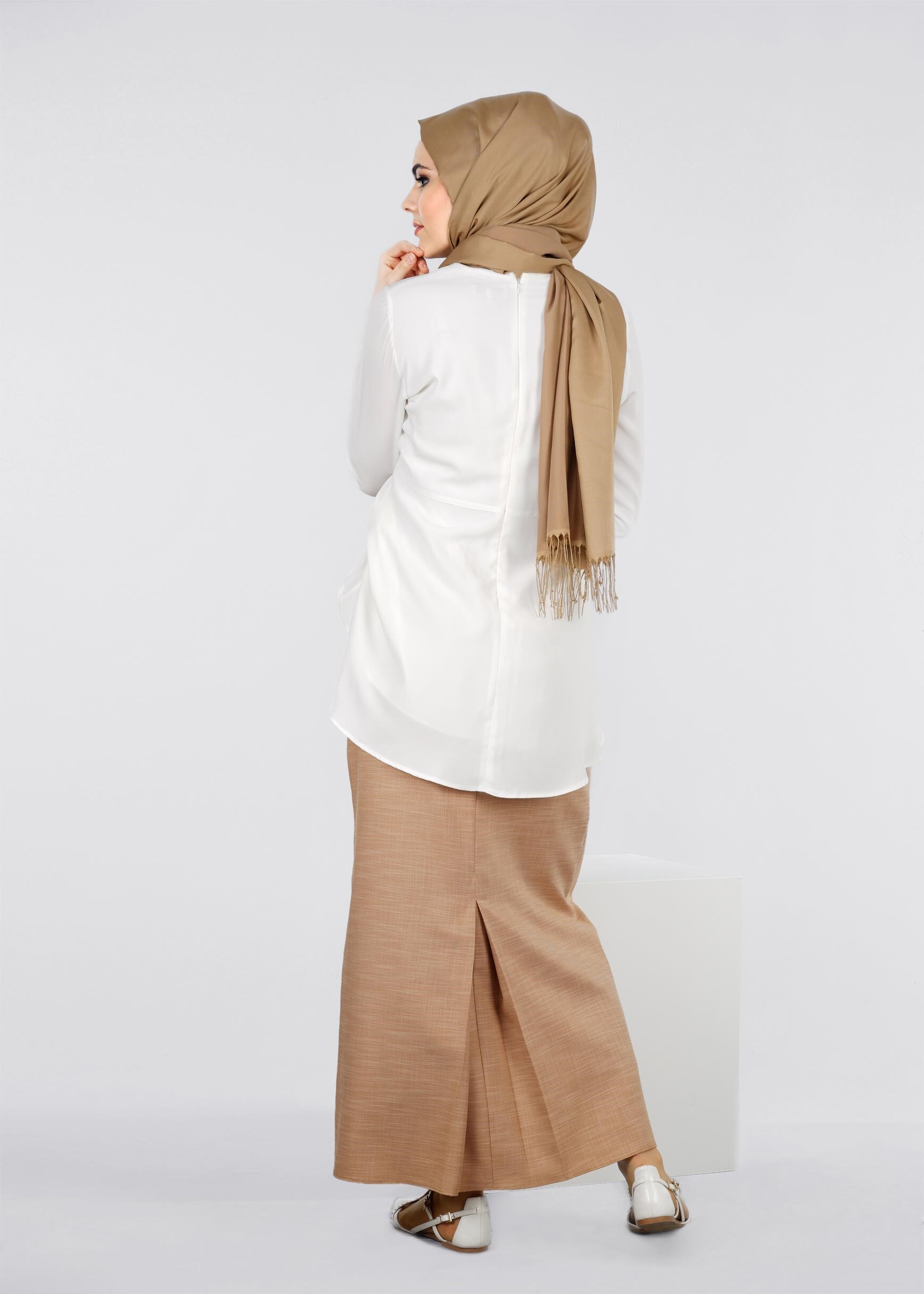 Tesettür giyim KAHVE 6003 NEW SHİNE ETEK 38/46 TEK42