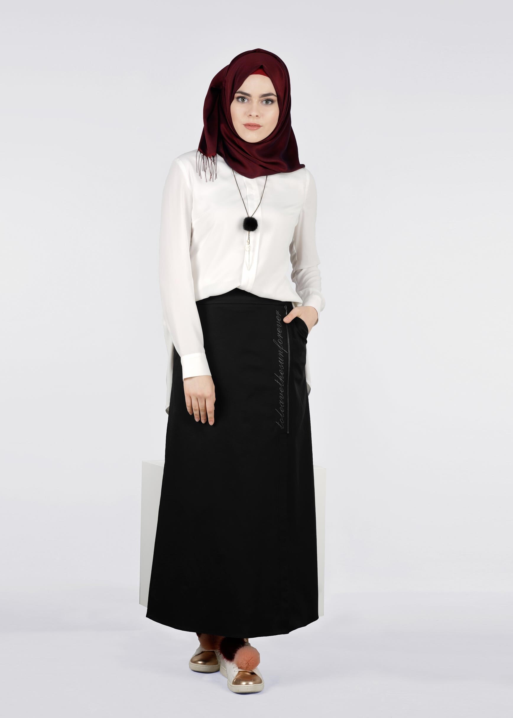 Tesettür giyim SİYAH 6025 PEREN 15734 ETEK 38/46 TEK40