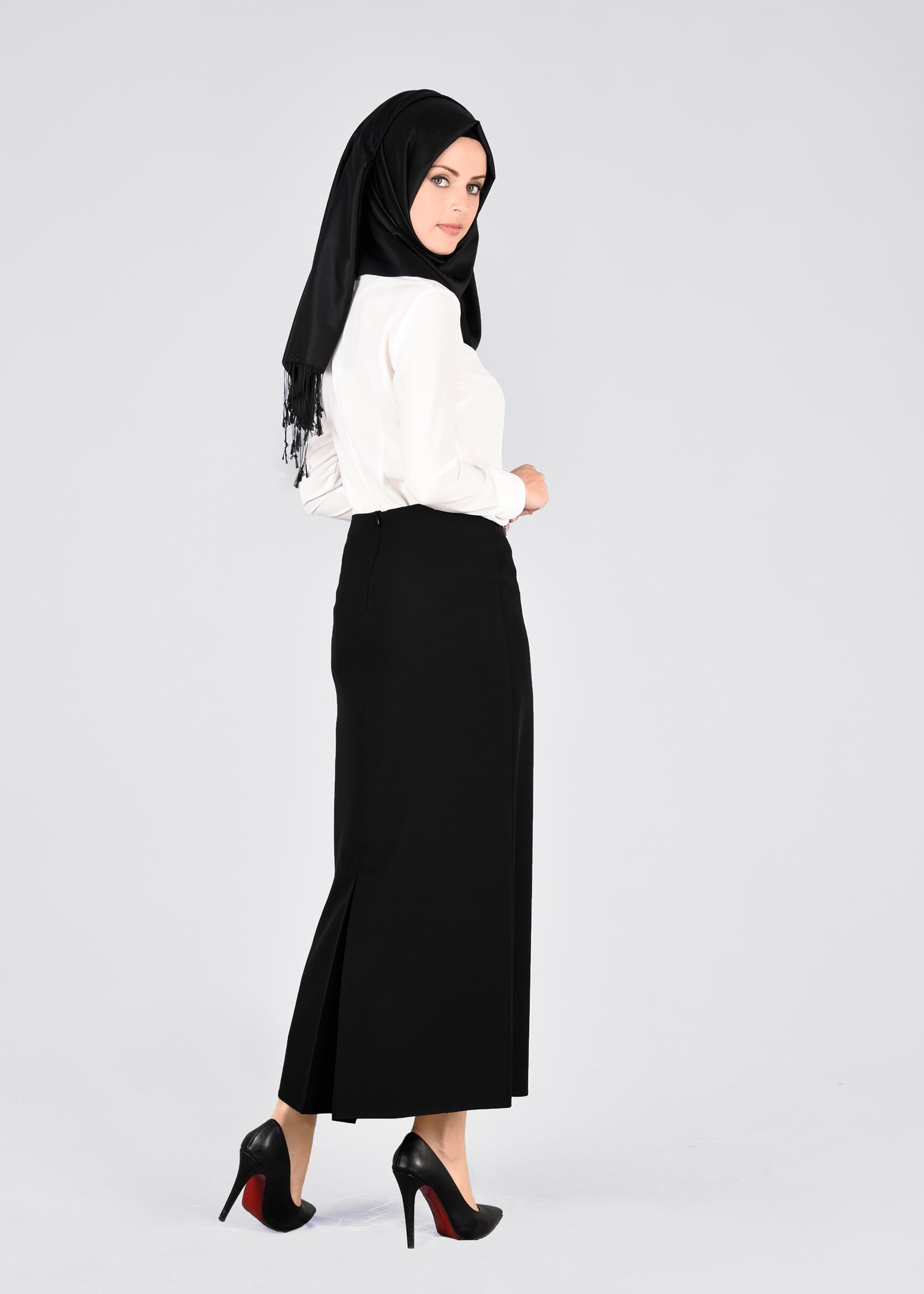 Tesettür giyim SİYAH 6035 RENGİN 55557 ETEK 38/46