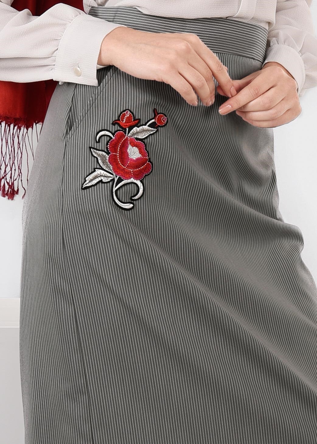 Tesettür giyim SİYAH 6069 BEGONYA 11161 ETEK 38/44 TEK40