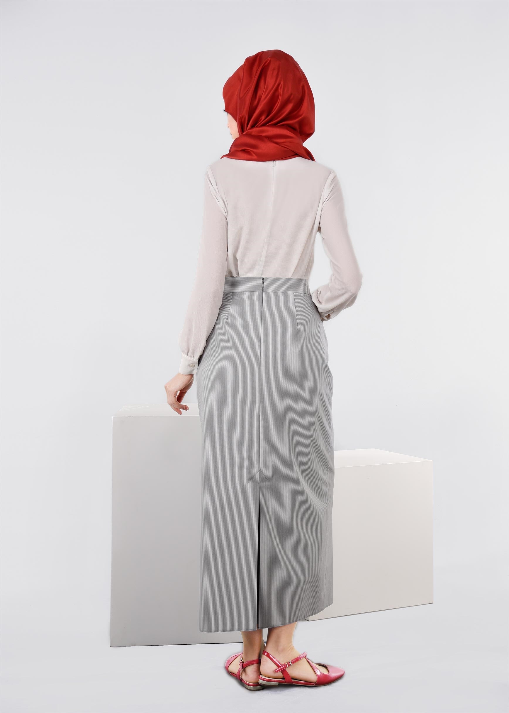 Tesettür giyim GRİ 6069 BEGONYA 11161 ETEK 38/44 TEK40