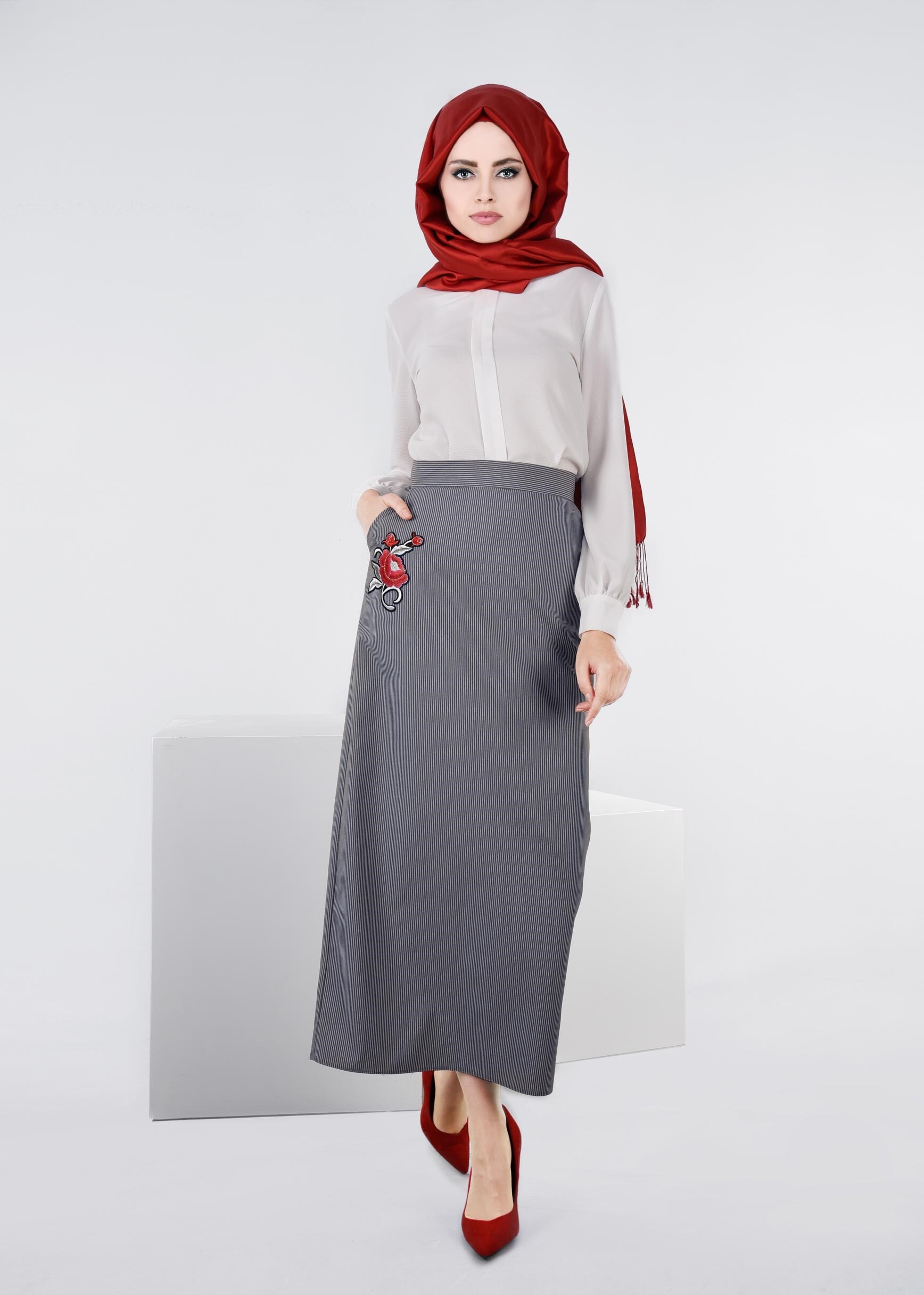 Tesettür giyim LACİVERT 6069 BEGONYA 11161 ETEK 38/44 TEK40