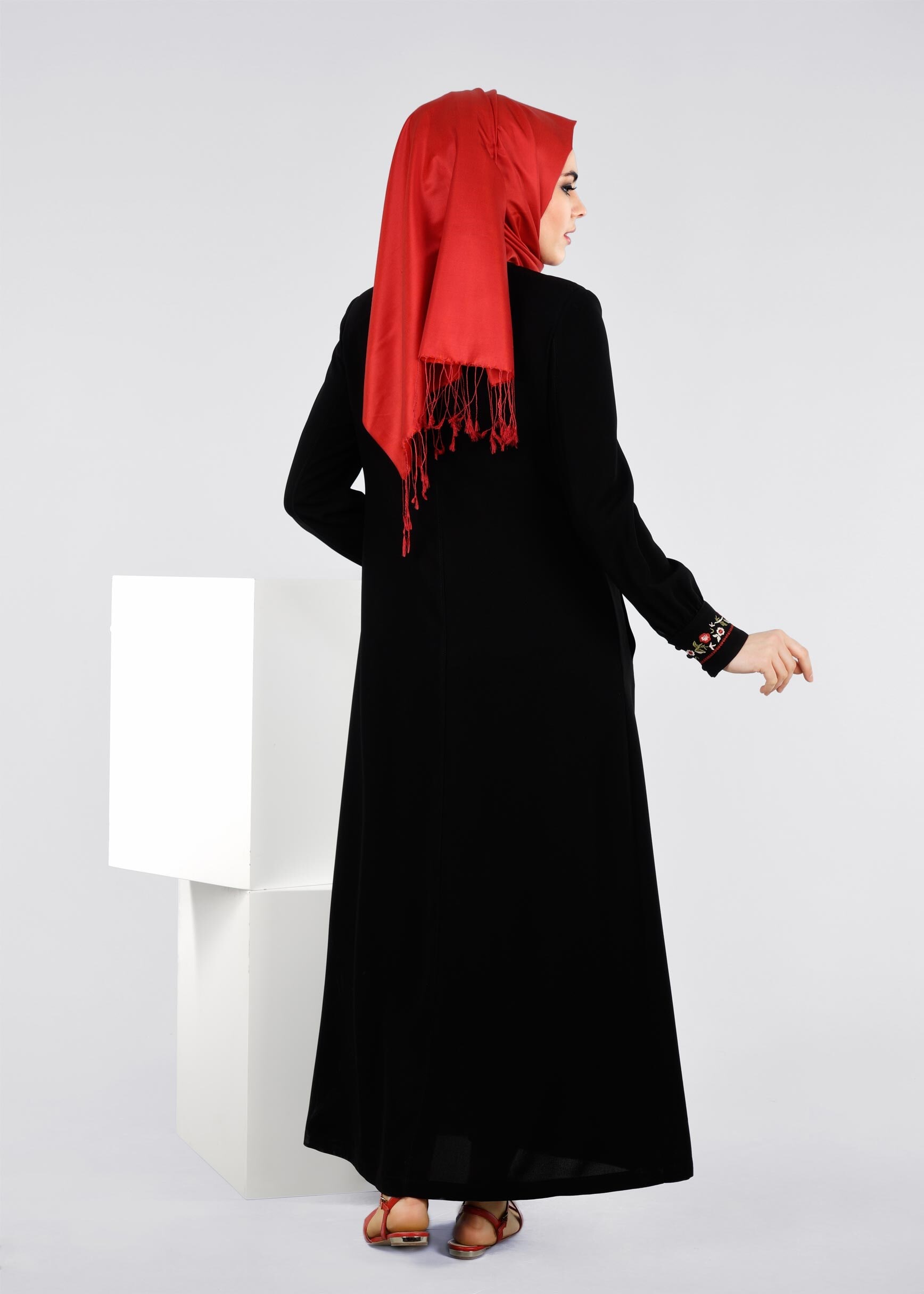 Tesettür giyim SİYAH 8231 ESMA 6331 FERACE 40/48 TEK38