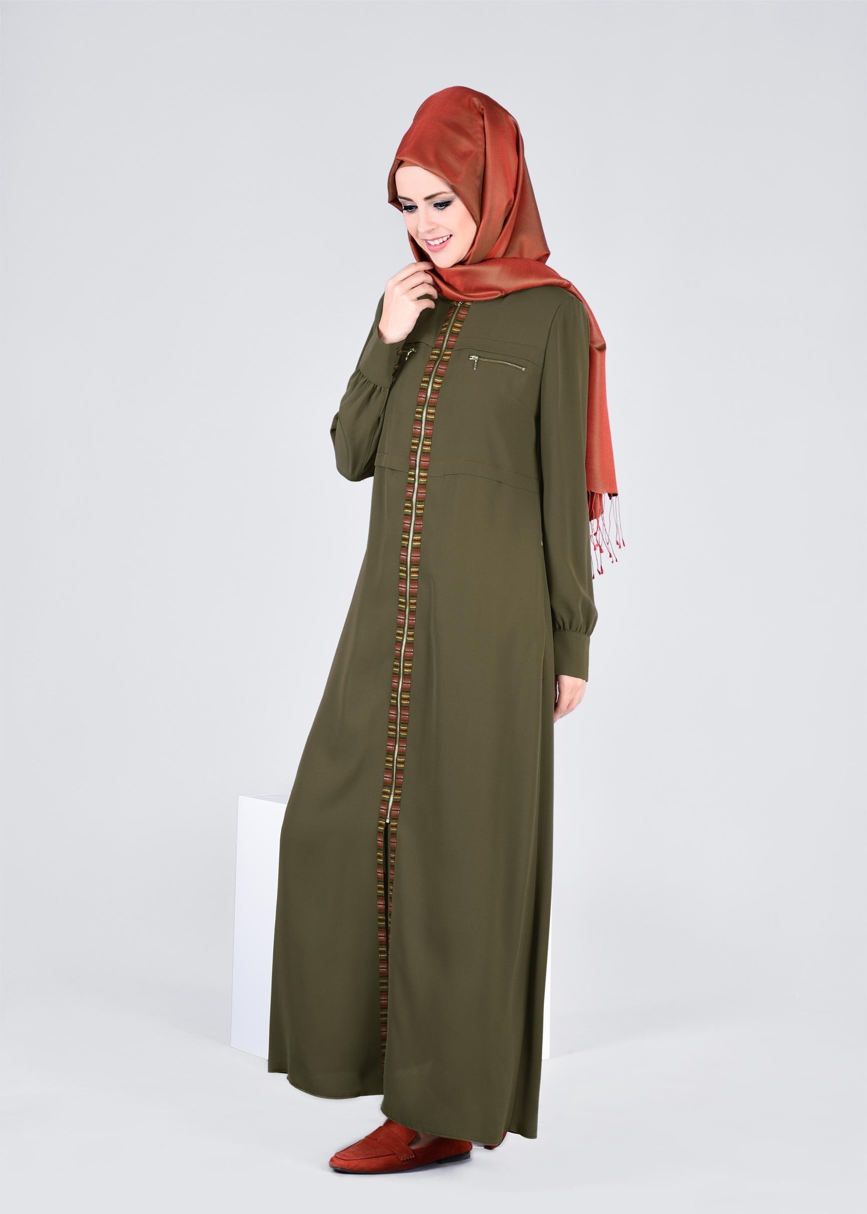 Tesettür giyim HAKİ 8251 ESMA 6331 FERACE 38/46 TEK40