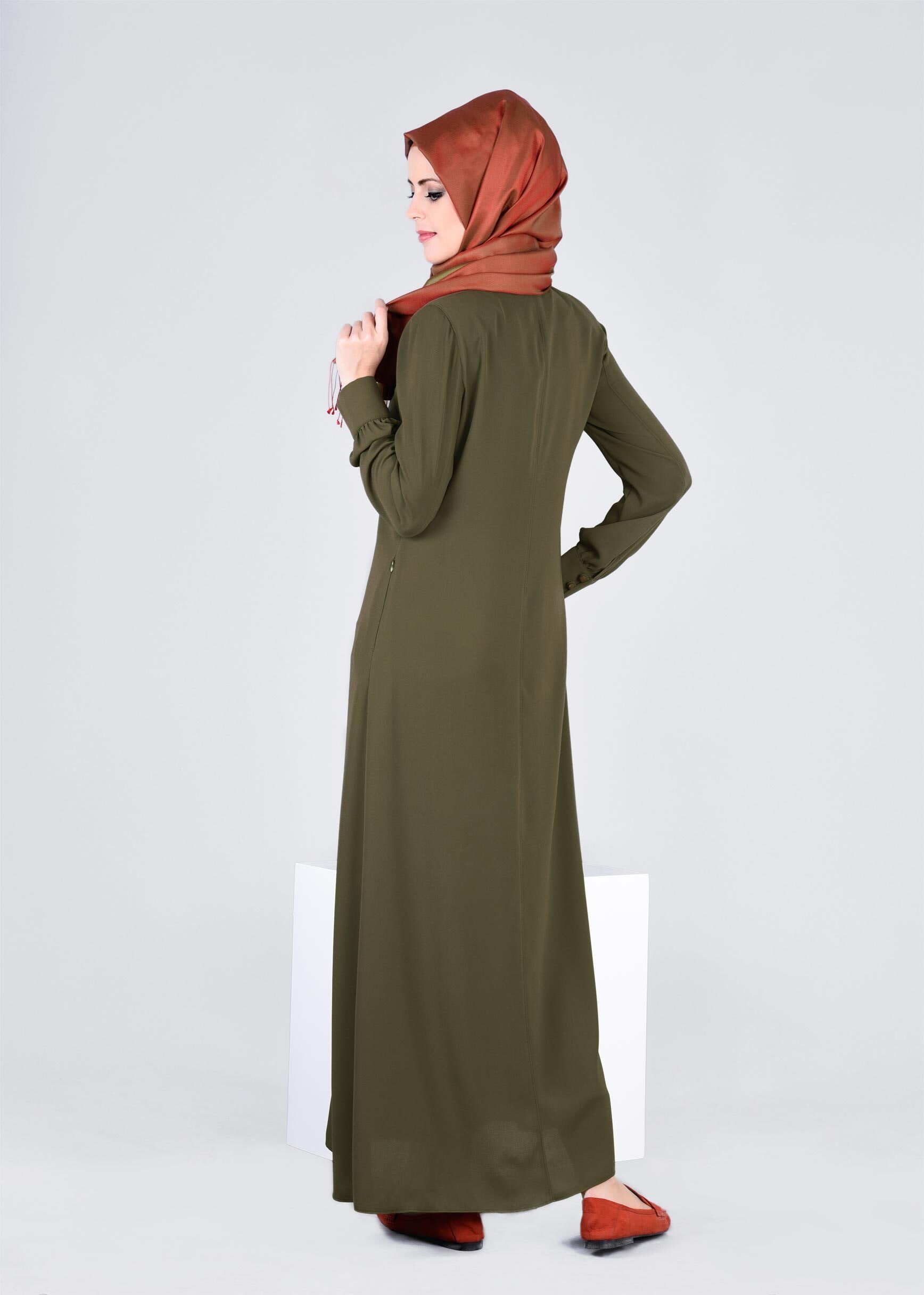 Tesettür giyim HAKİ 8251 ESMA 6331 FERACE 38/46 TEK40