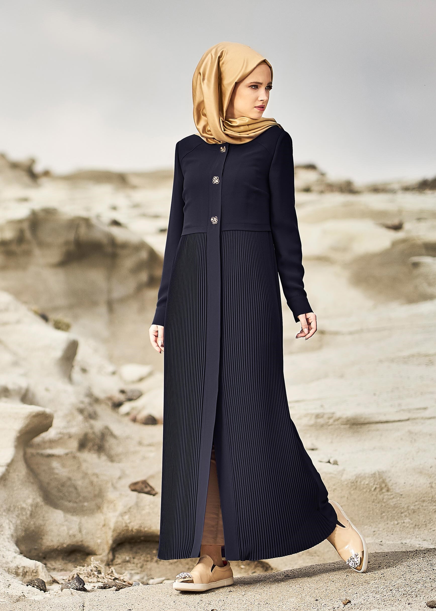 Tesettür giyim LACİVERT 1051 MİLAS PARDESÜ 40/48 TEK38