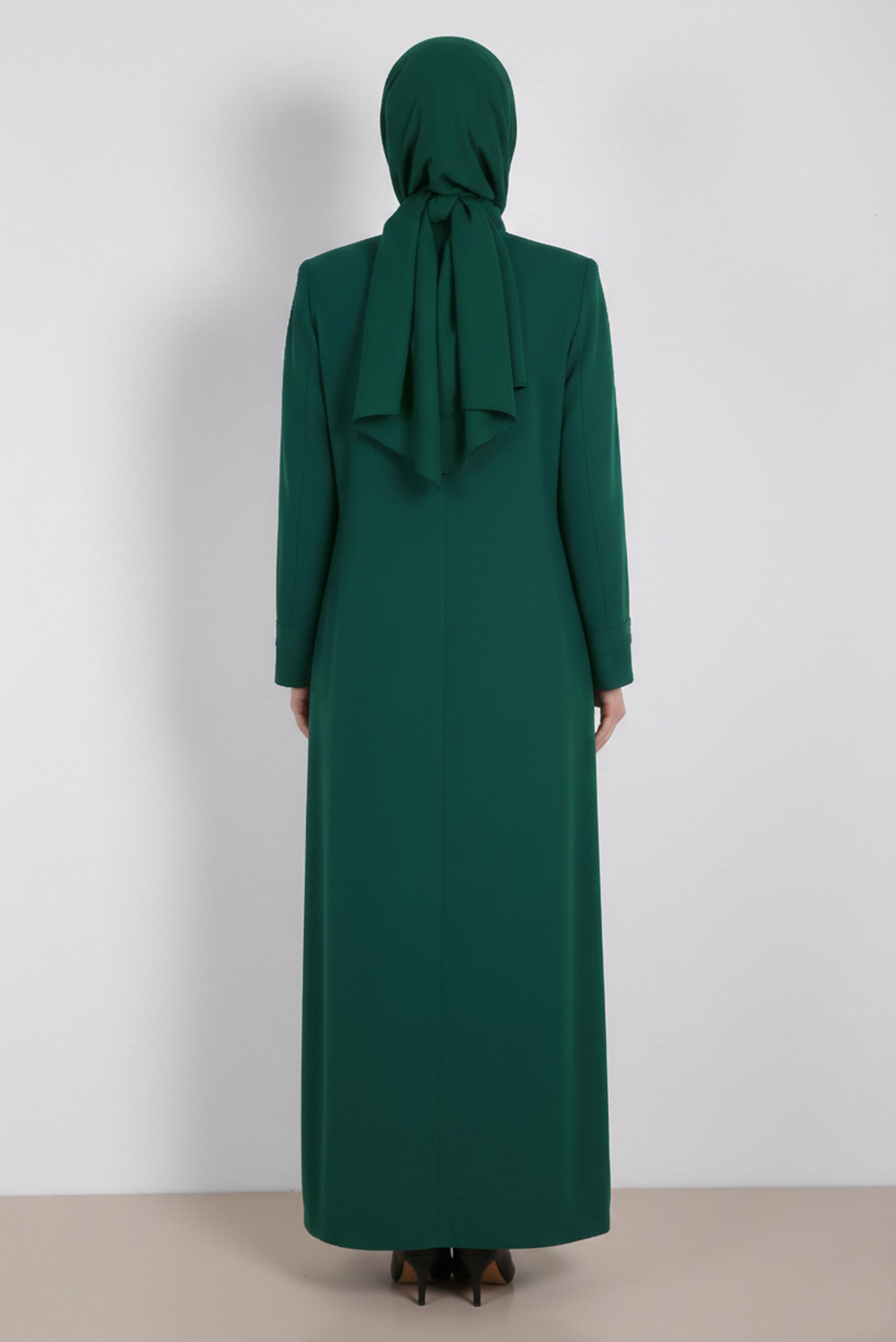 Tesettür giyim YEŞİL DÜĞMELİ PARDESÜ 1057