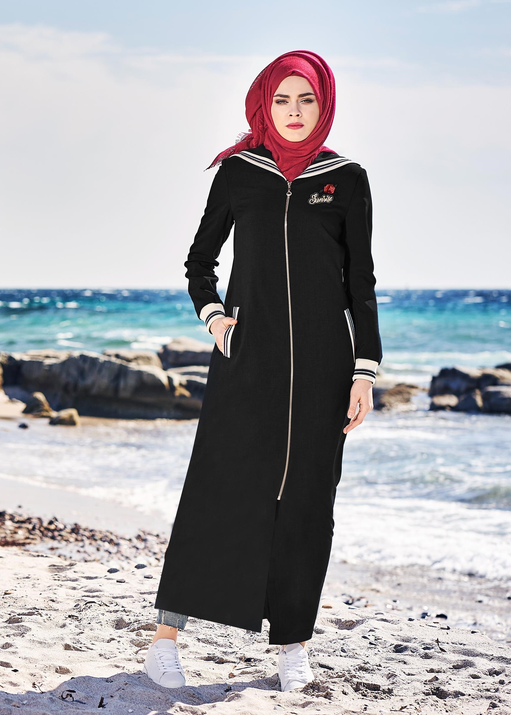 Tesettür giyim SİYAH 1070 STİL 8563 PARDESÜ 38/44 TEK40