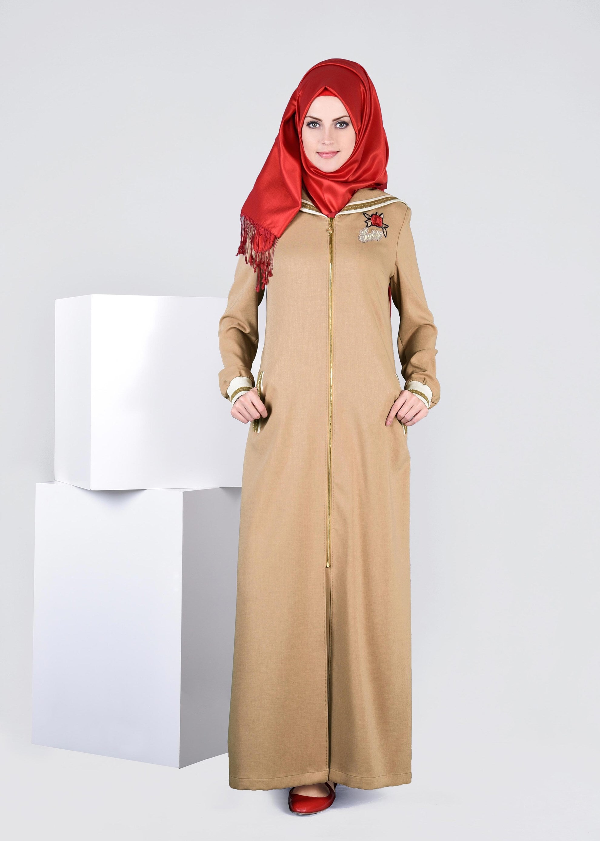 Tesettür giyim BEJ 1070 STİL 8563 PARDESÜ 38/44 TEK40