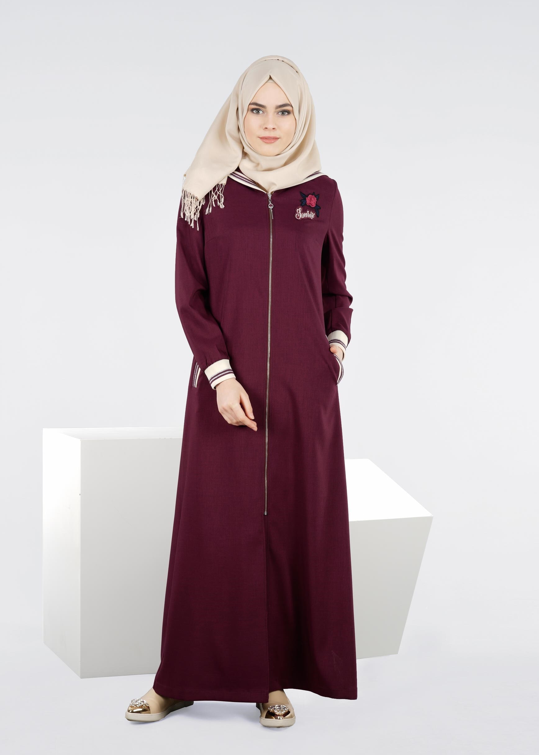 Tesettür giyim MÜRDÜM 1070 STİL 8563 PARDESÜ 38/44 TEK40