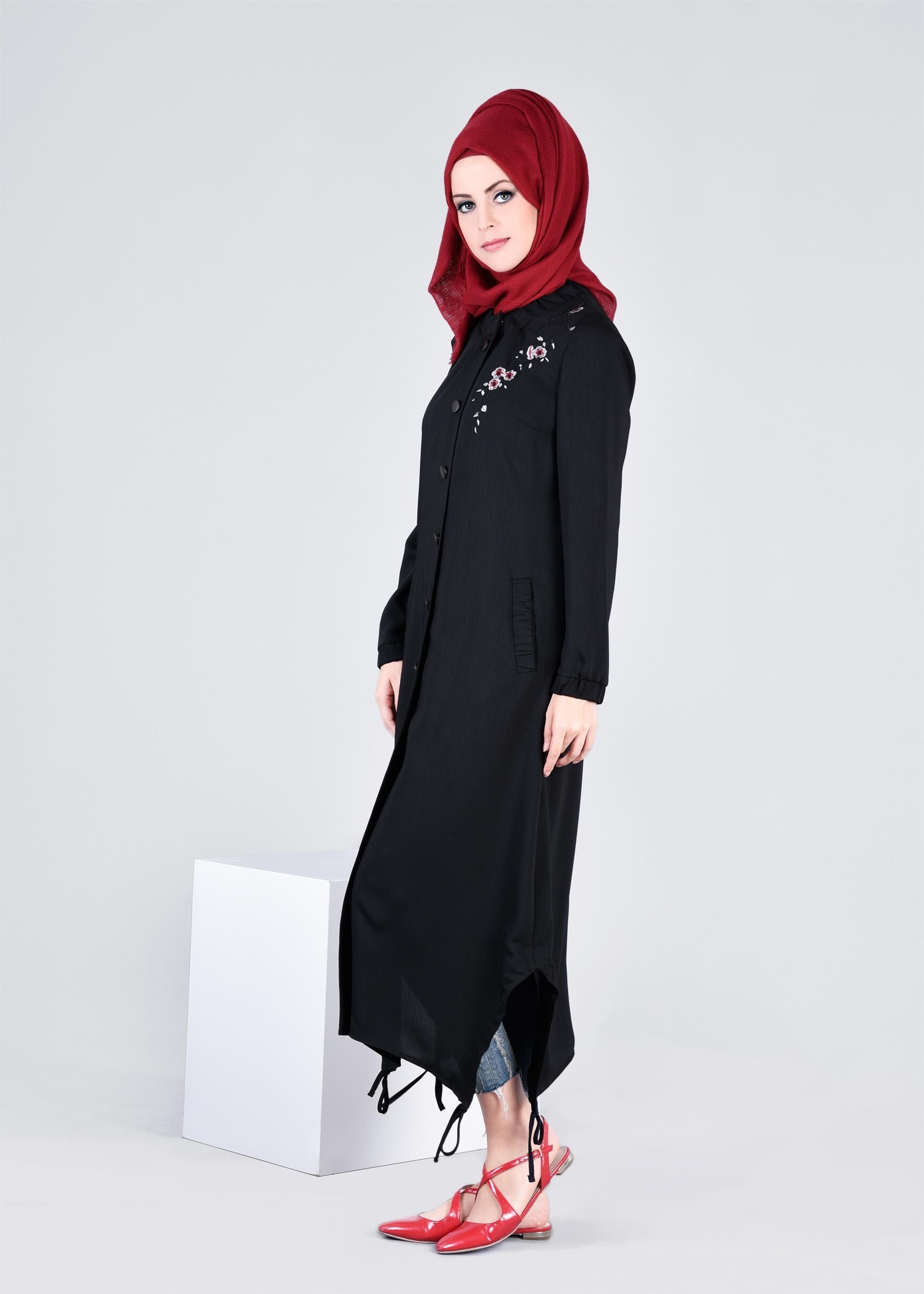 Tesettür giyim SİYAH 1072 NEW DEFNE PARDESÜ 38/46