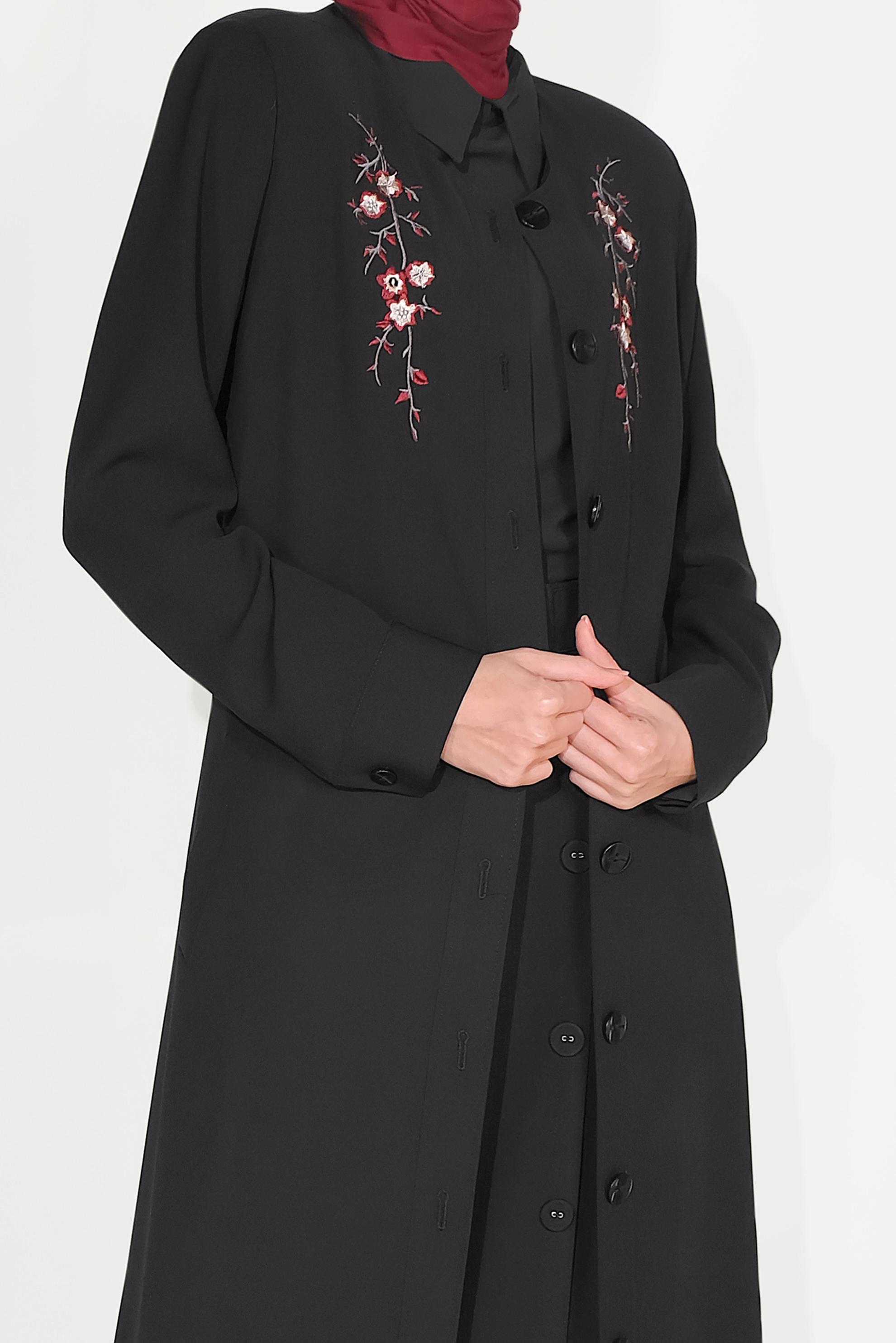 Tesettür giyim SİYAH ÇİÇEK NAKIŞLI PARDESÜ 1086