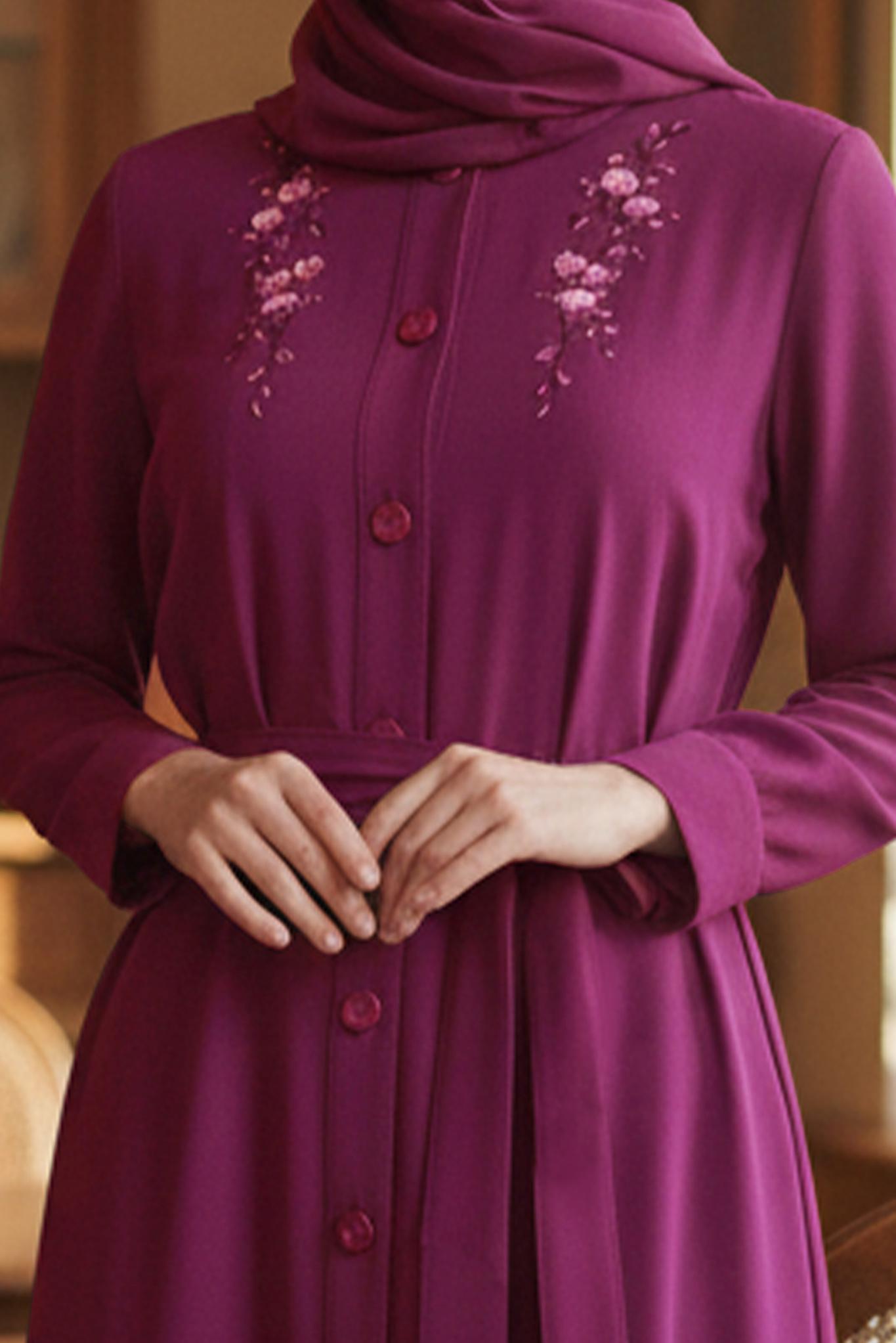 Tesettür giyim BORDO ÇİÇEK NAKIŞLI PARDESÜ 1086