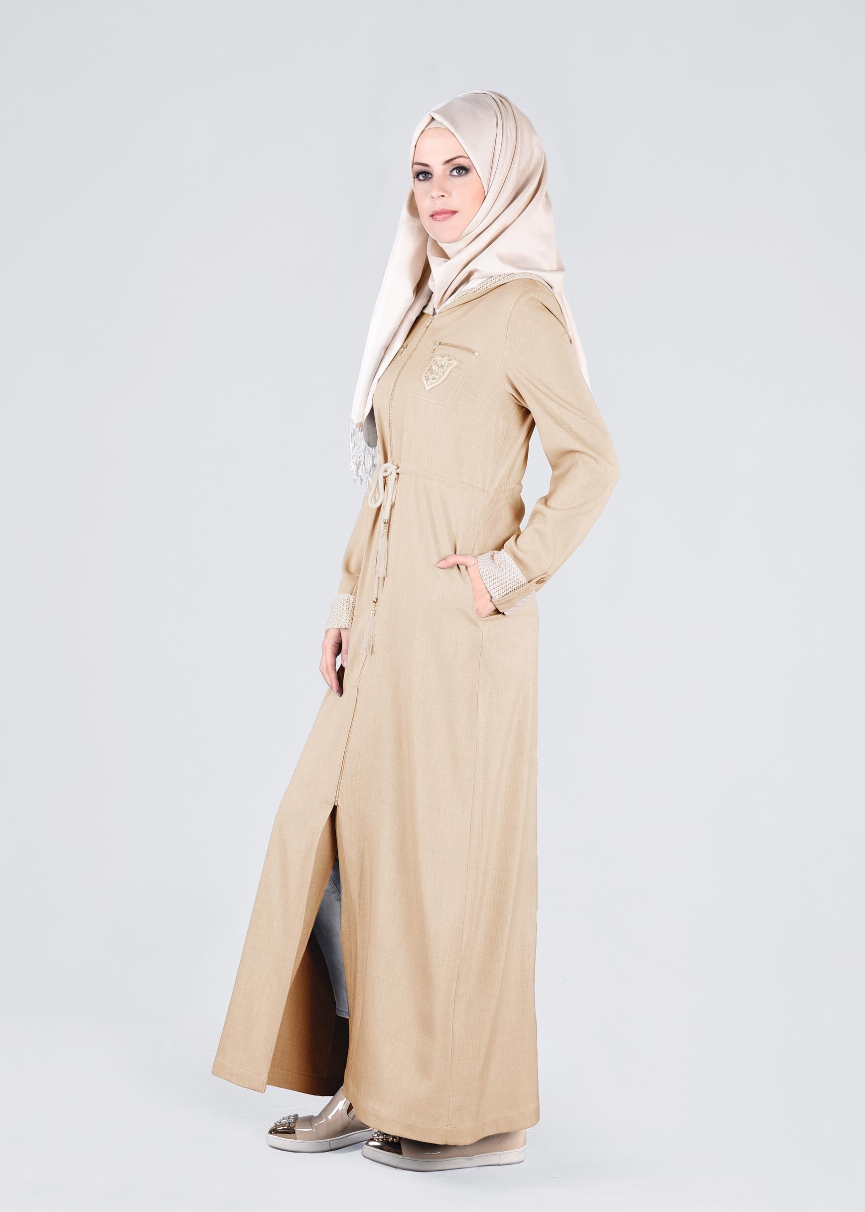 Tesettür giyim BEJ 1109 STİL 8563 PARDESÜ 38/46 TEK40