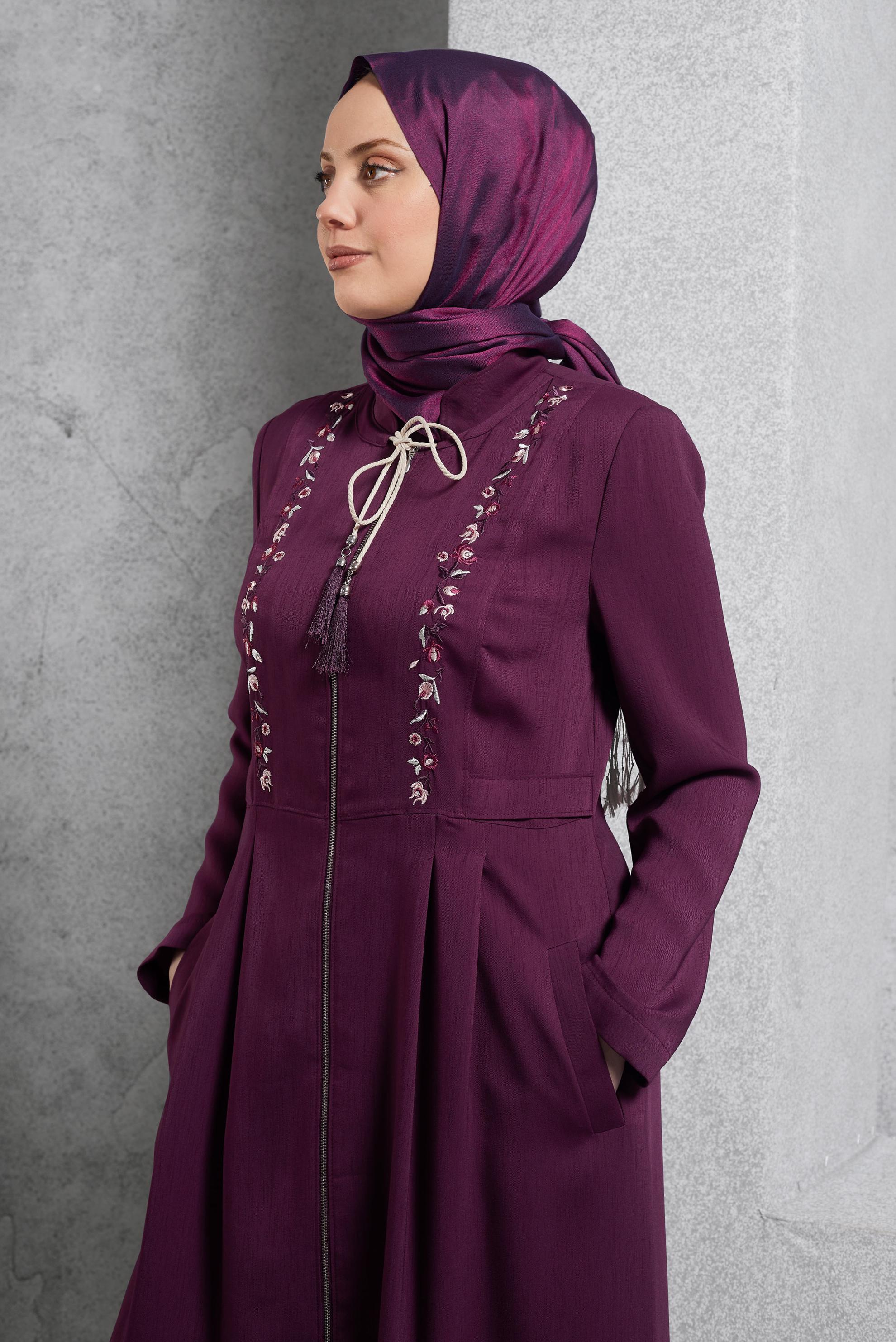 Tesettür giyim MÜRDÜM NAKIŞ DETAYLI PARDESÜ 1110