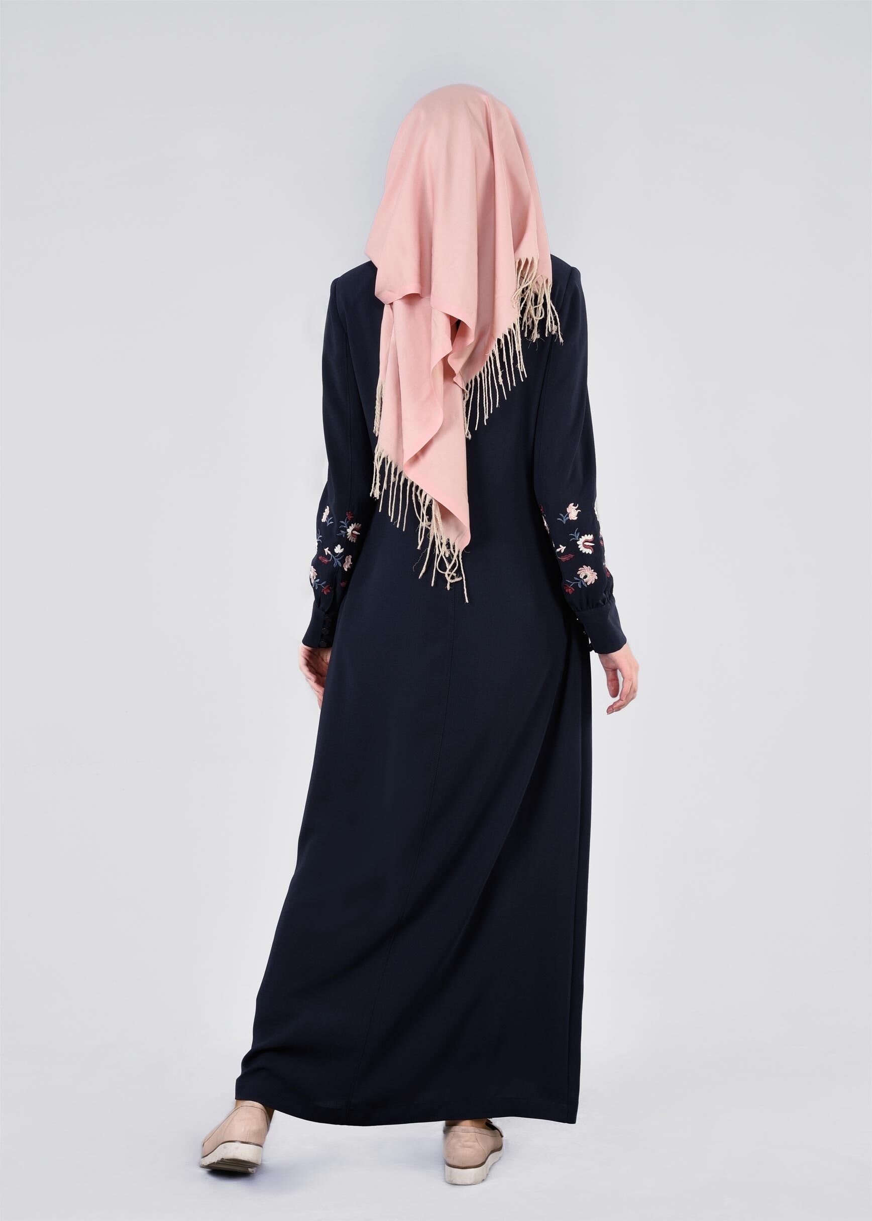 Tesettür giyim LACİVERT İŞLEME DETAYLI PARDESÜ 1114