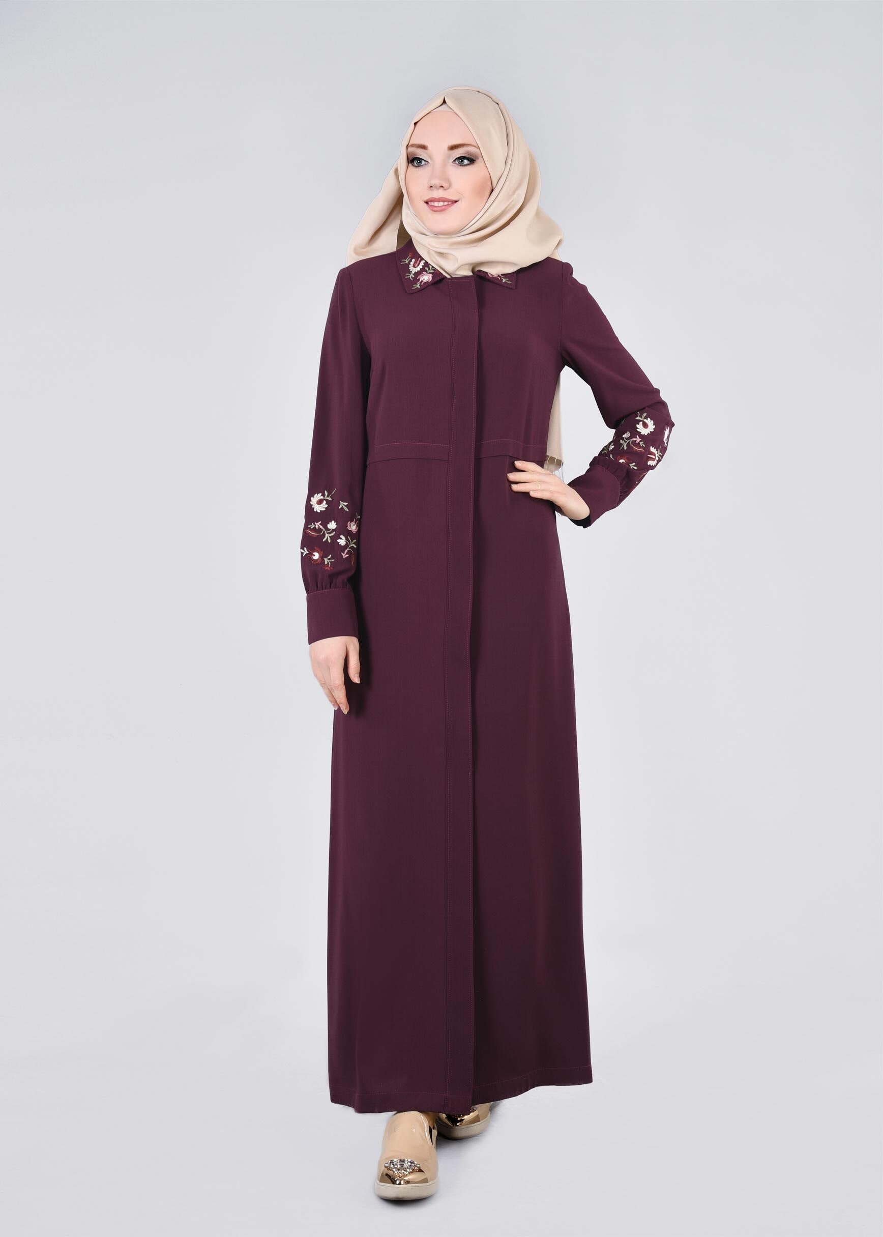 Tesettür giyim MÜRDÜM İŞLEME DETAYLI PARDESÜ 1114